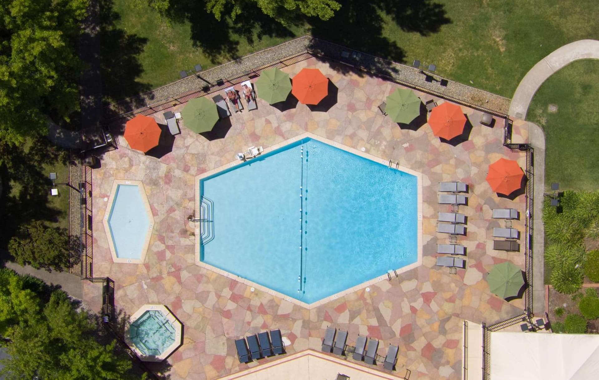 Red Lion Hotel Redding gallery photo in Redding, CA — image 18