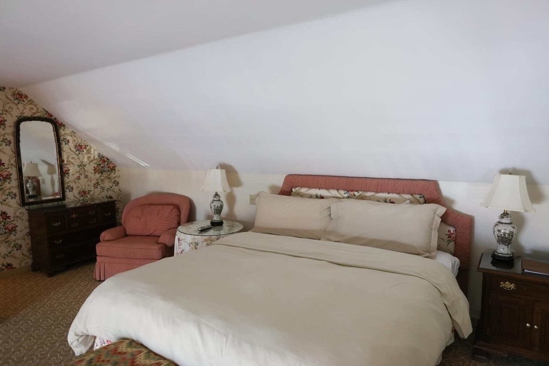 Golden Plough Inn interior in New Hope, PA — gallery photo 2