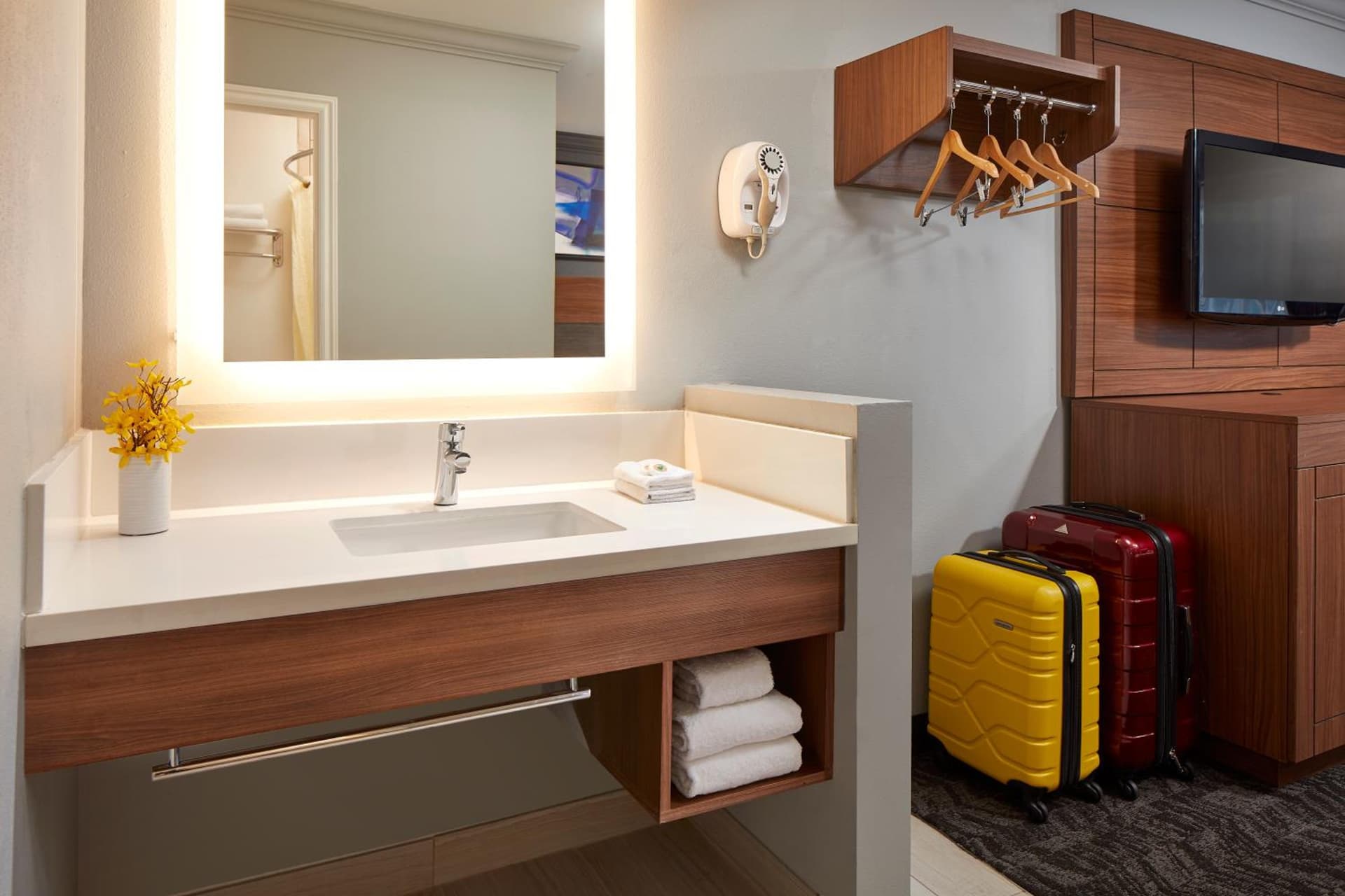 Studio Inn & Suites at Promenade Downey property views in Downey, CA — gallery photo 3