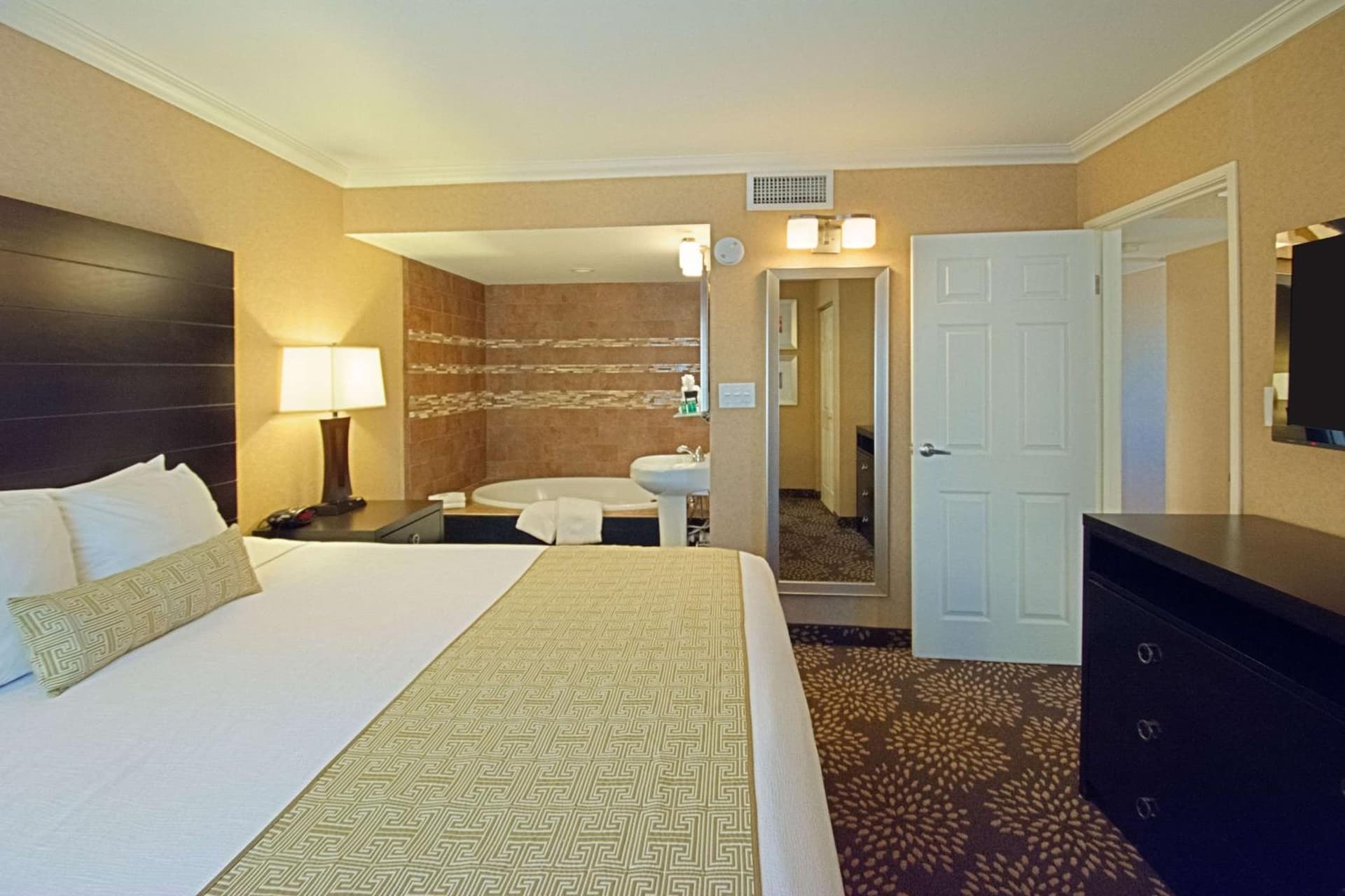 Best Western Yuma Mall Hotel & Suites gallery photo in Yuma, AZ — image 39