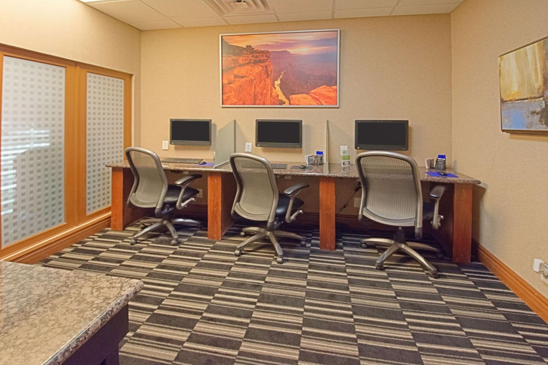 Best Western Yuma Mall Hotel & Suites gallery photo in Yuma, AZ — image 36