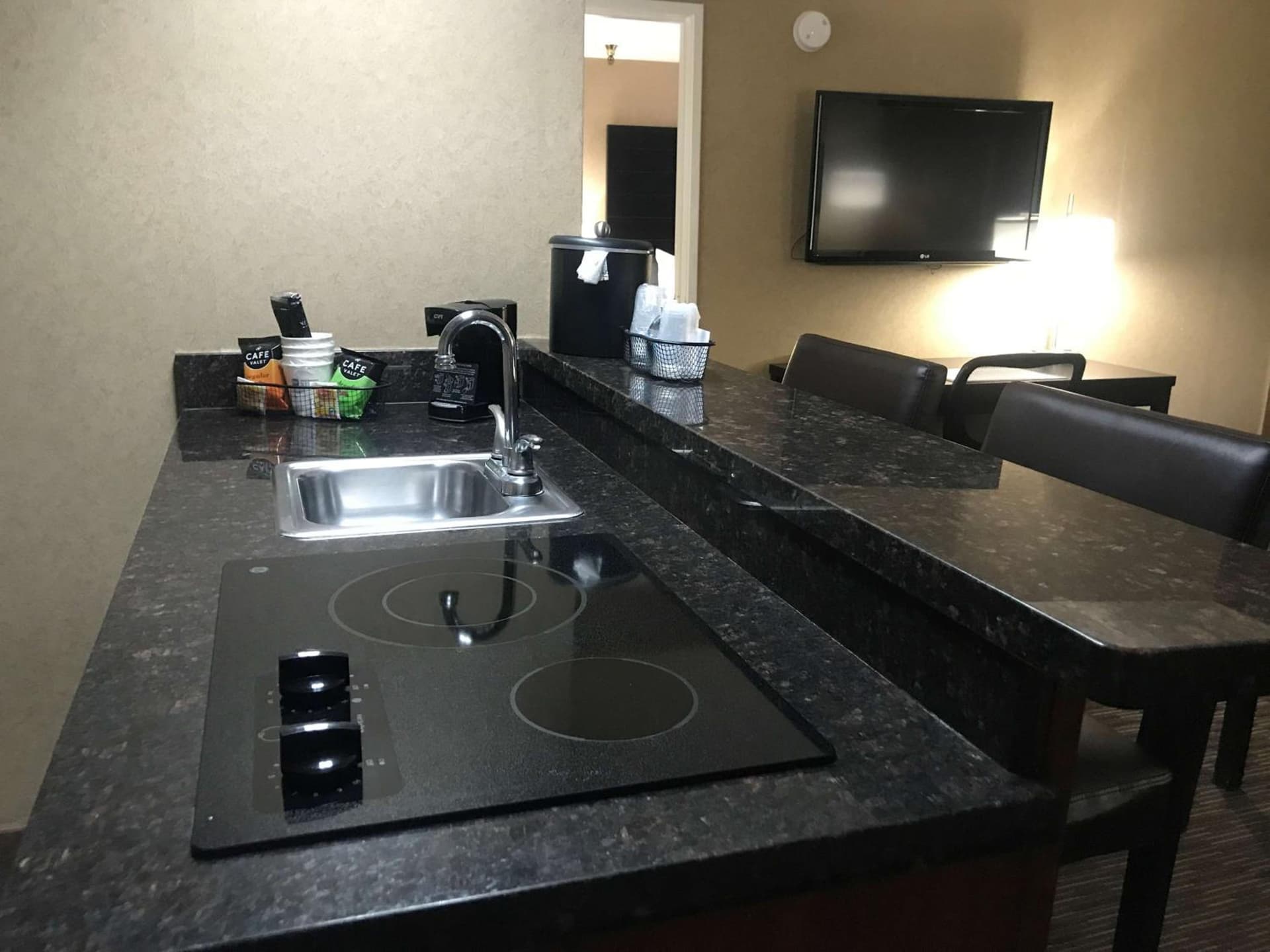 Best Western Yuma Mall Hotel & Suites gallery photo in Yuma, AZ — image 28