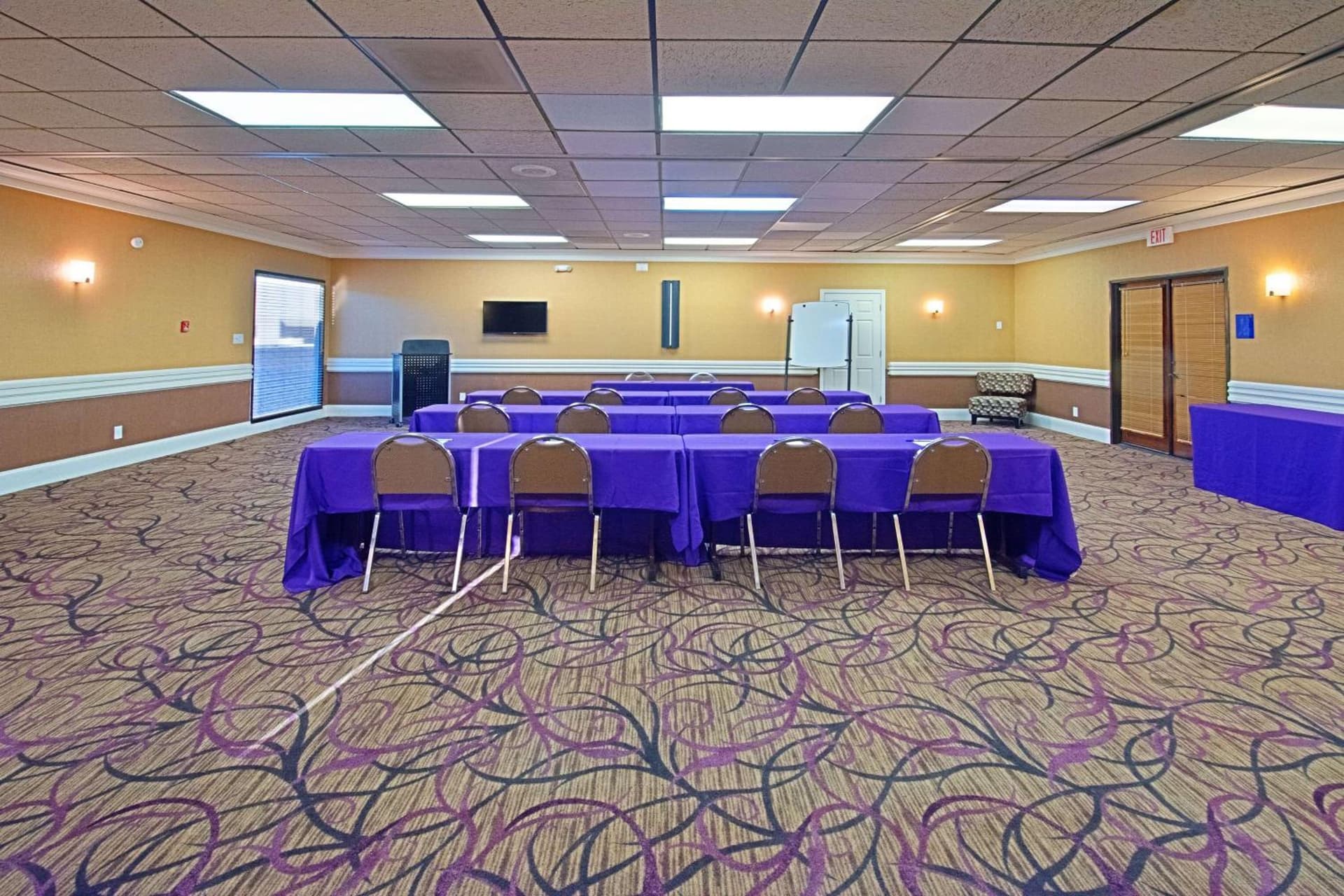 Best Western Yuma Mall Hotel & Suites gallery photo in Yuma, AZ — image 7