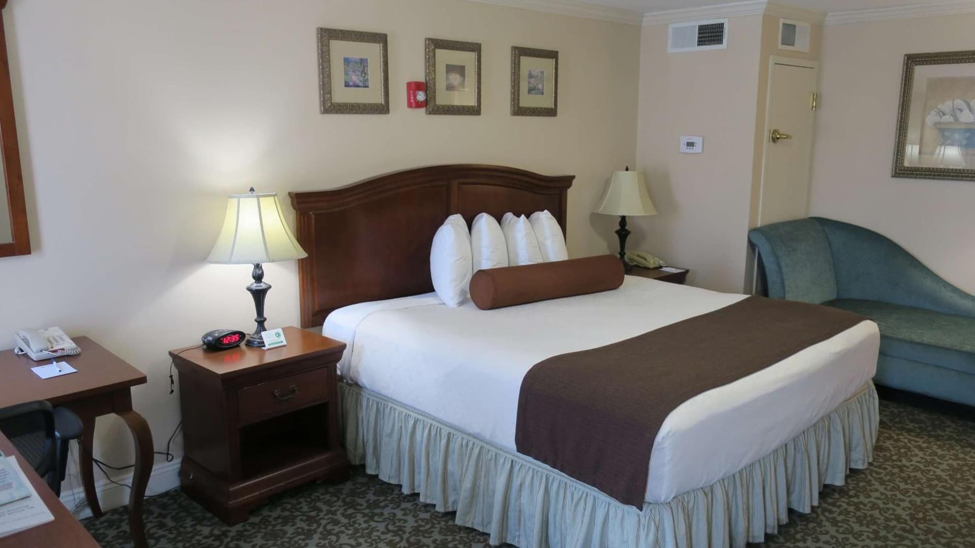 Best Western Plus French Quarter Courtyard Hotel gallery photo in New Orleans, LA — image 38