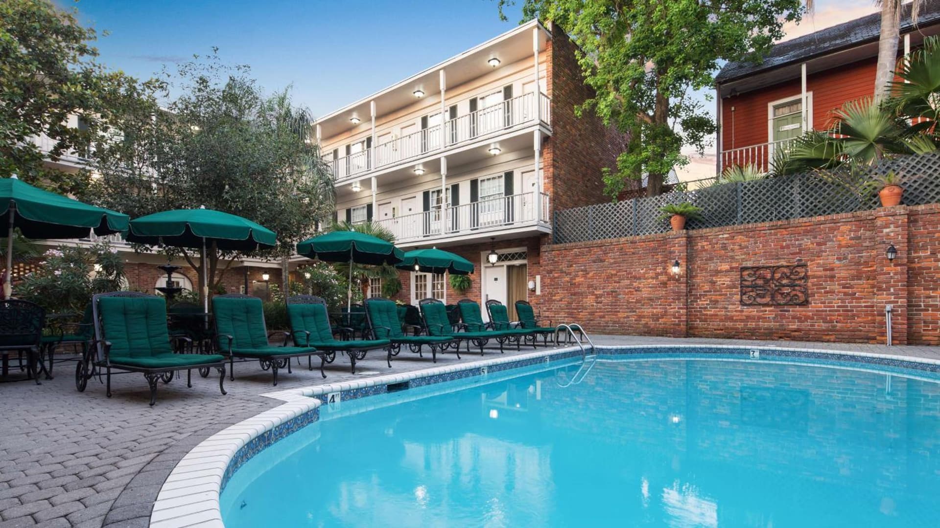 Best Western Plus French Quarter Courtyard Hotel gallery photo in New Orleans, LA — image 16