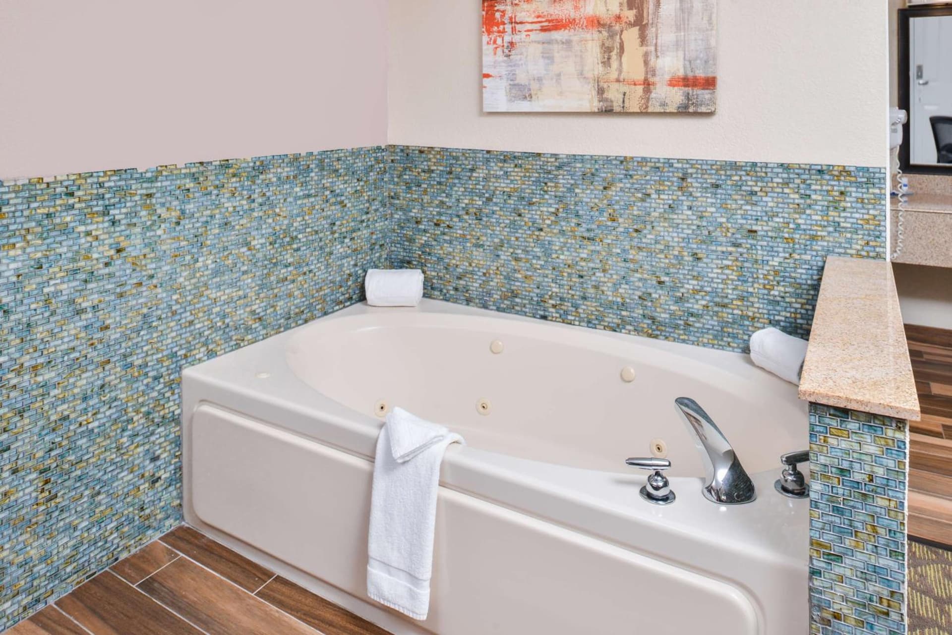 Best Western of Hartland gallery photo in Hartland, MI — image 35
