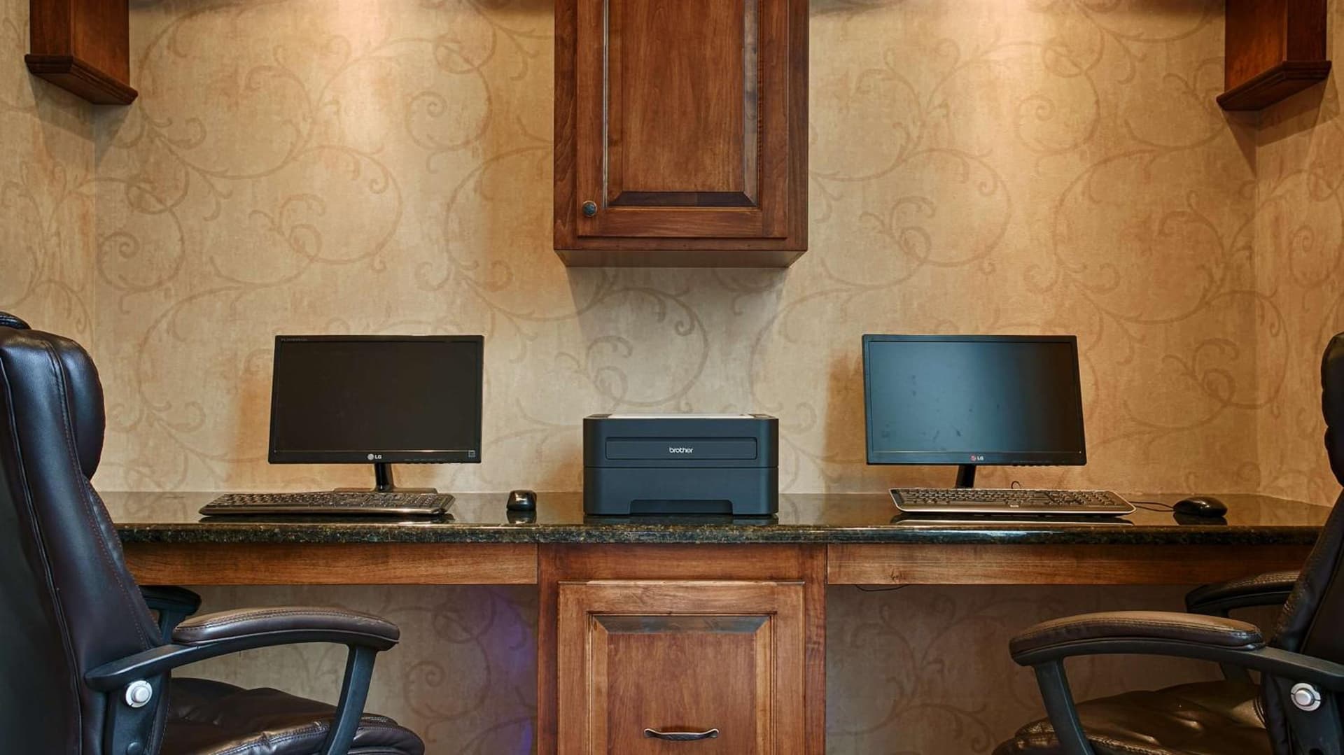 Best Western Plus Southpark Inn & Suites gallery photo in Tyler, TX — image 24