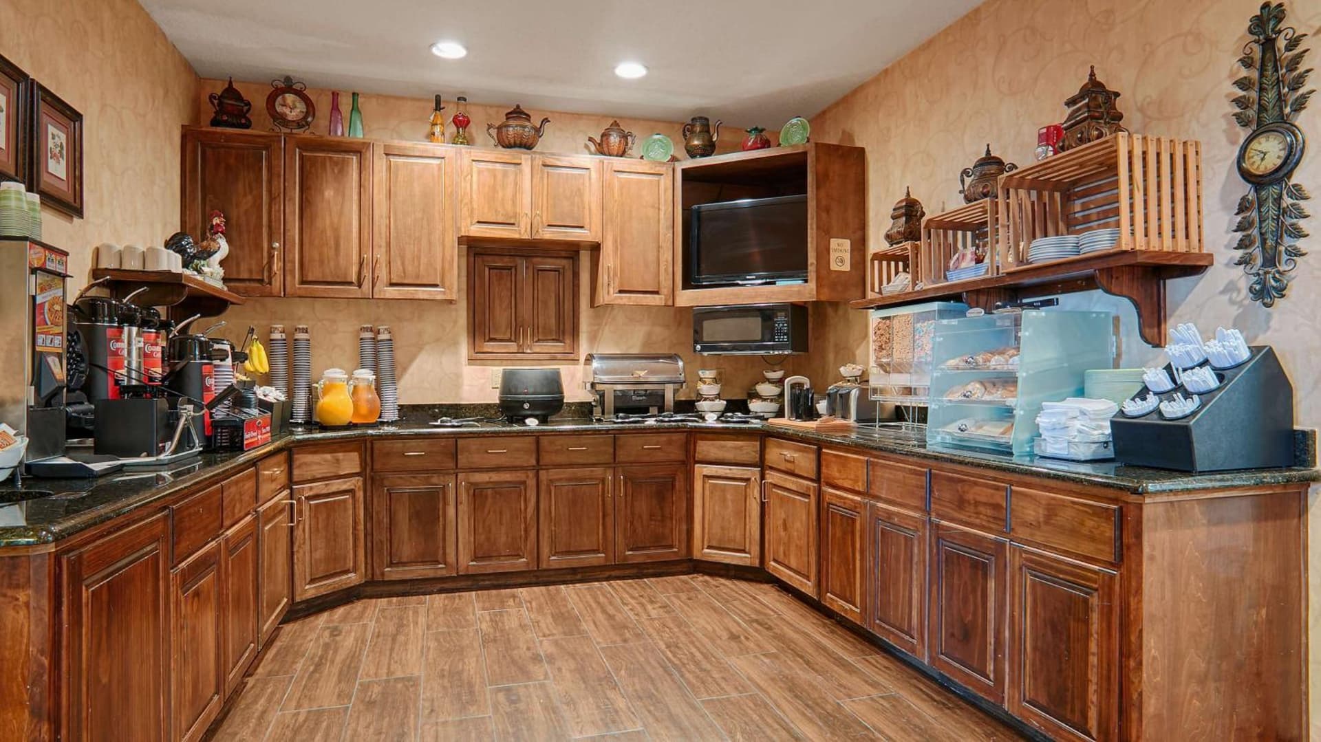 Best Western Plus Southpark Inn & Suites gallery photo in Tyler, TX — image 14