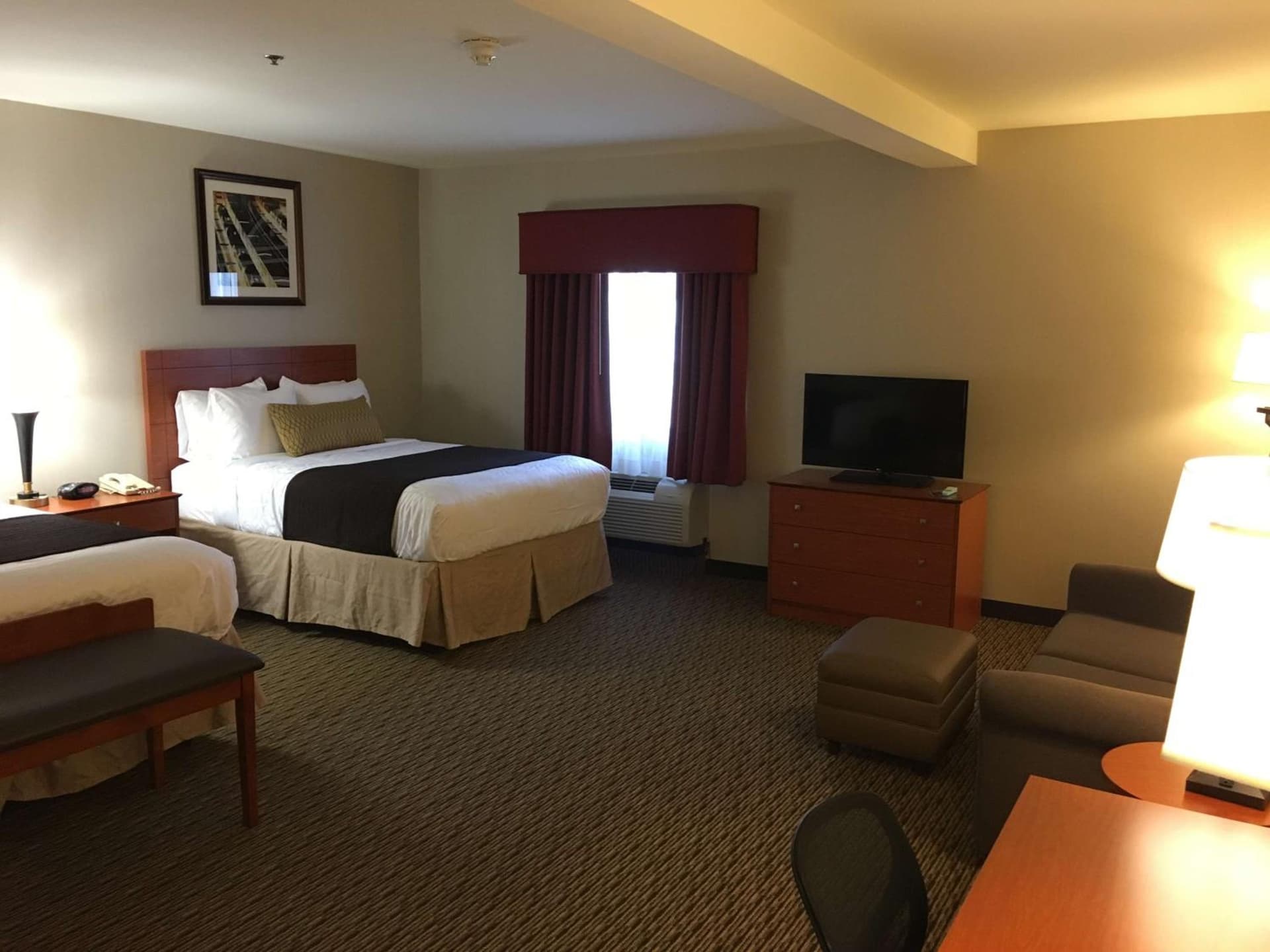 Best Western Plus Arrowhead Hotel gallery photo in Colton, CA — image 11