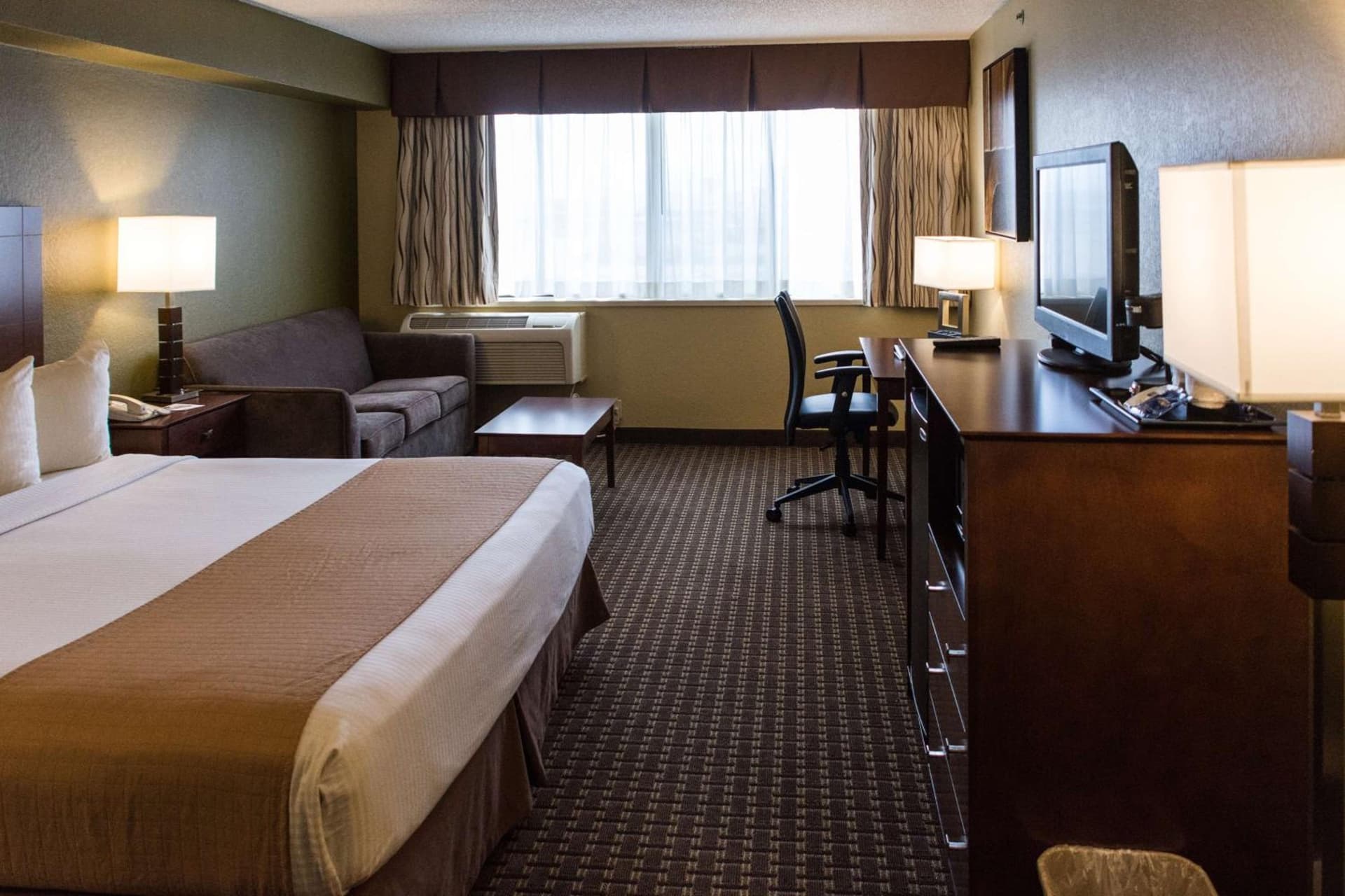 Best Western Executive Inn Kenosha - Pleasant Prairie gallery photo in Kenosha, WI — image 4
