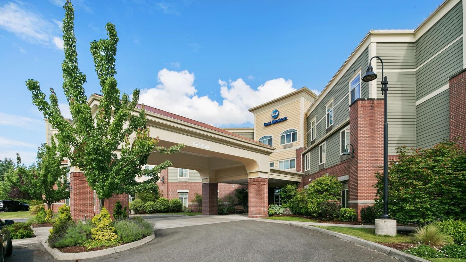 Best Western Liberty Inn DuPont JBLM property views in DuPont, WA — gallery photo 3