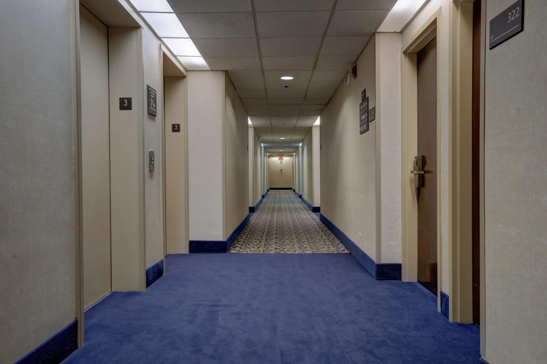 SureStay Plus Hotel by Best Western Chicago Lombard gallery photo in Lombard, IL — image 6
