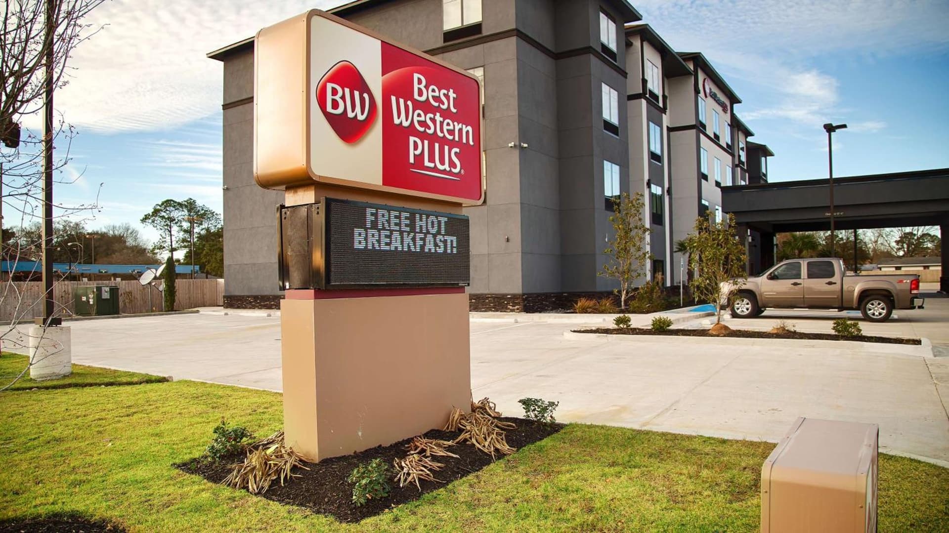 Best Western Plus Prien Lake Hotel & Suites - Lake Charles gallery photo in Lake Charles, LA — image 32