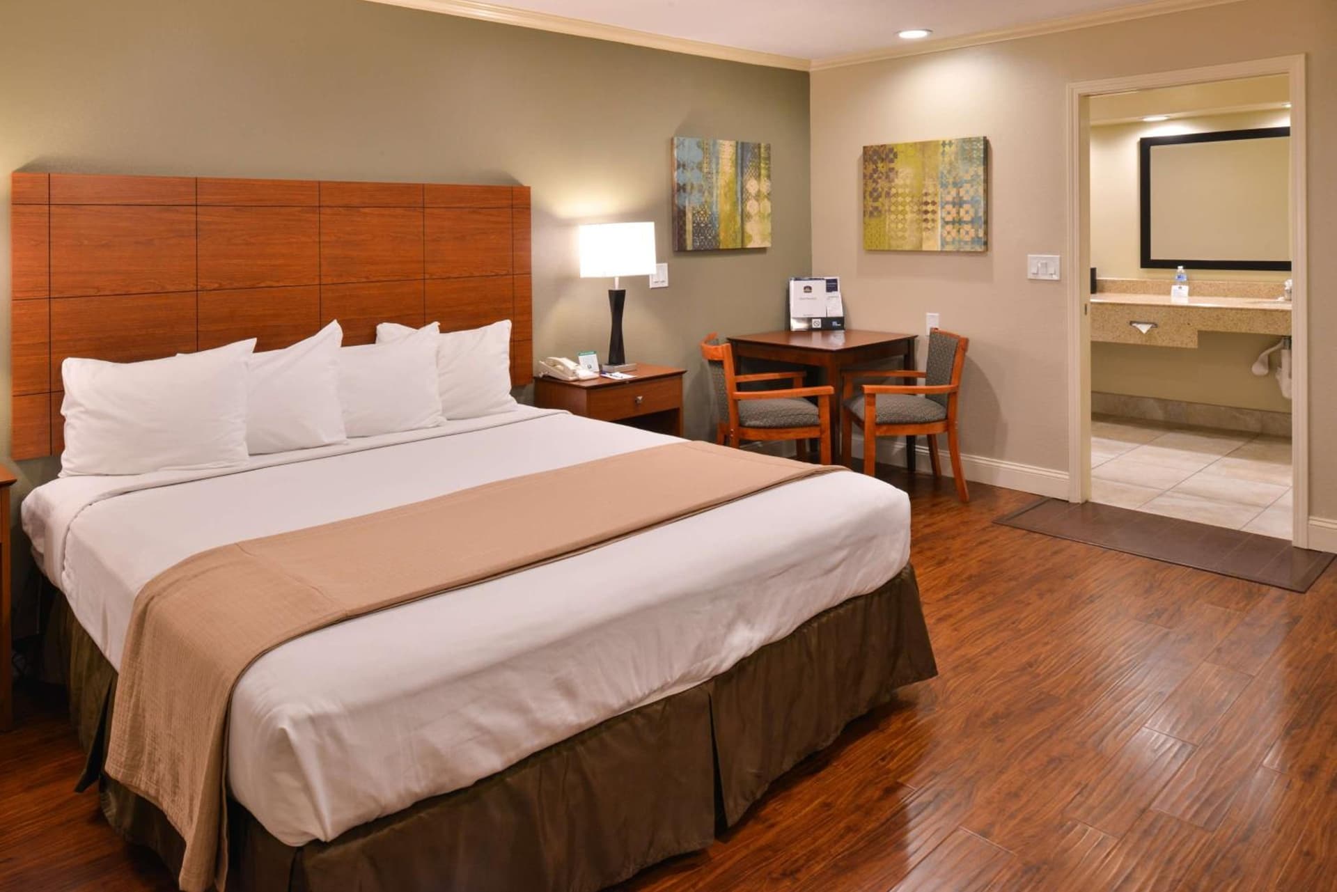 Best Western Oxnard Inn gallery photo in Oxnard, CA — image 17
