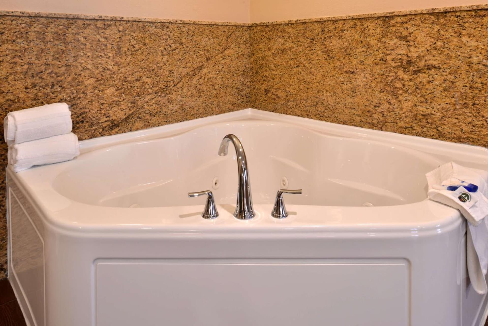 Best Western Oxnard Inn gallery photo in Oxnard, CA — image 10