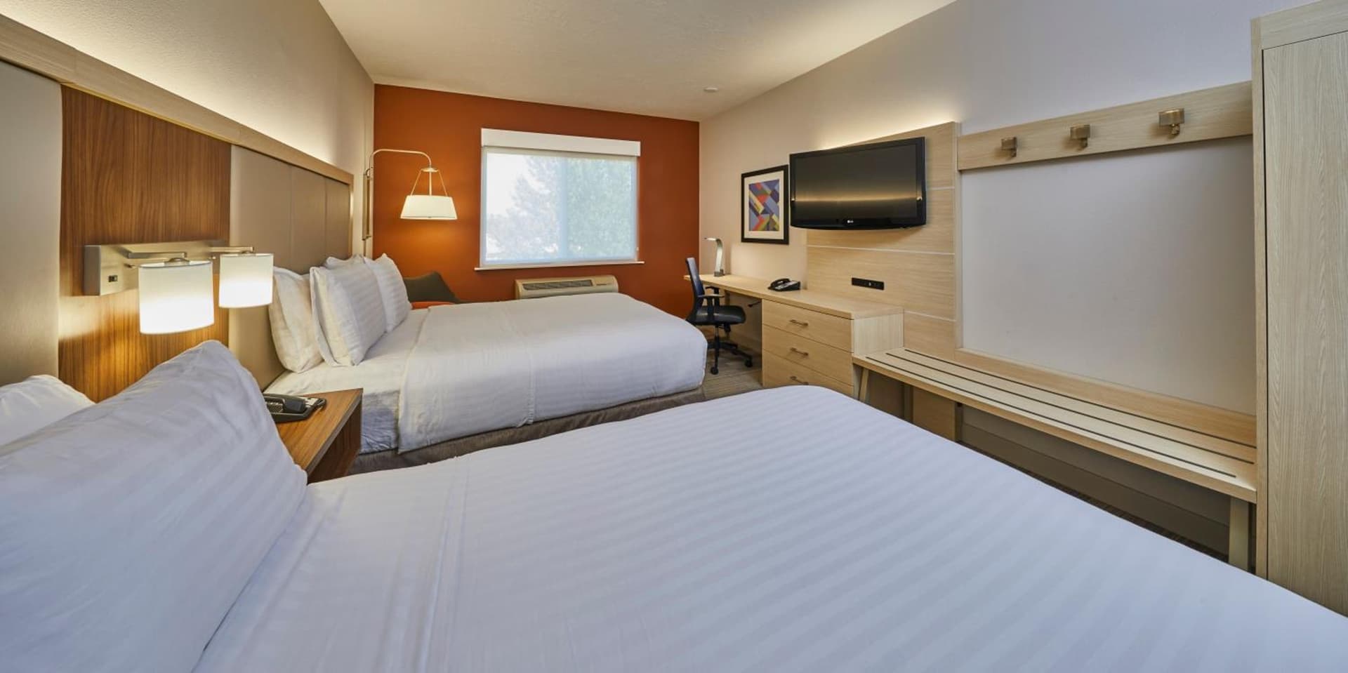 Holiday Inn Express Hotel & Suites Medford-Central Point by IHG gallery photo in Central Point, OR — image 5