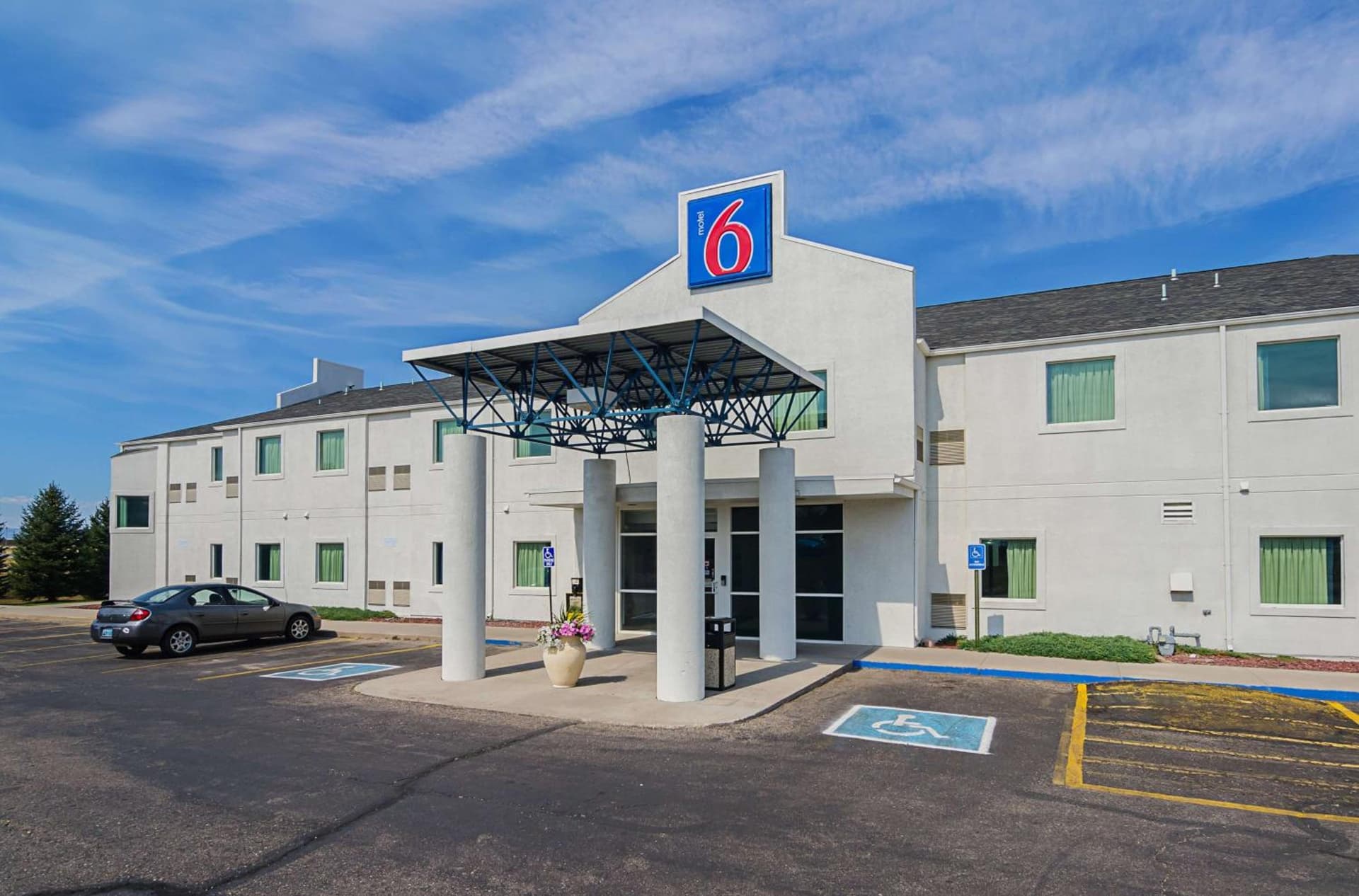 Motel 6-Wheatland, WY featured exterior or lobby in Wheatland, WY — similar hotel