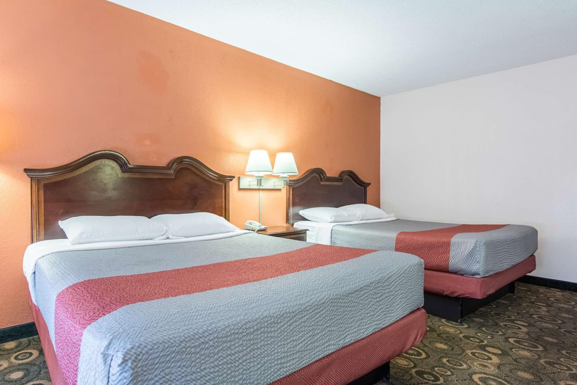 Motel 6-Hope, AR interior in Hope, AR — gallery photo 2