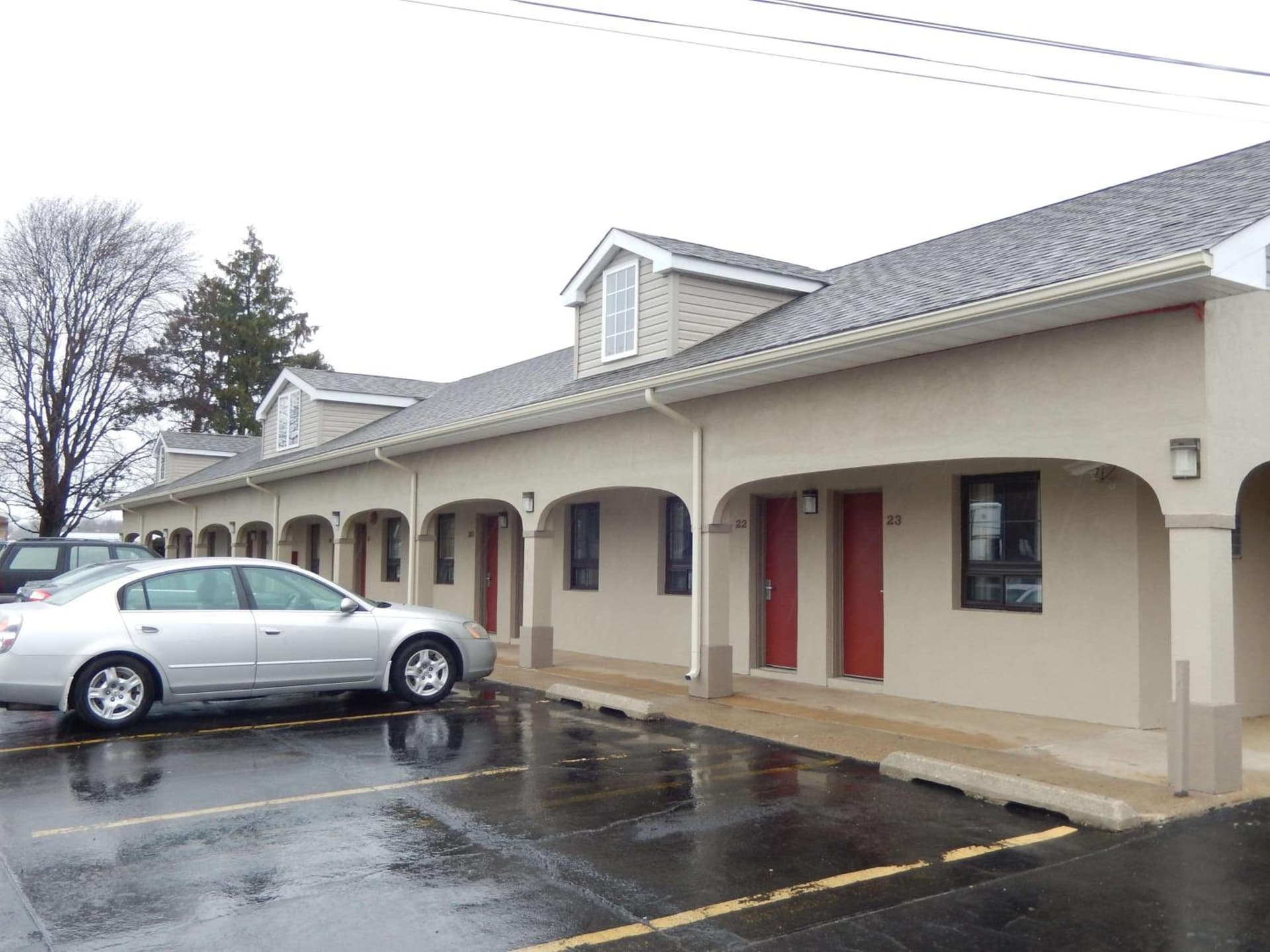 Scottish Inns and Suites- Bordentown, NJ interior in Bordentown, NJ — gallery photo 2
