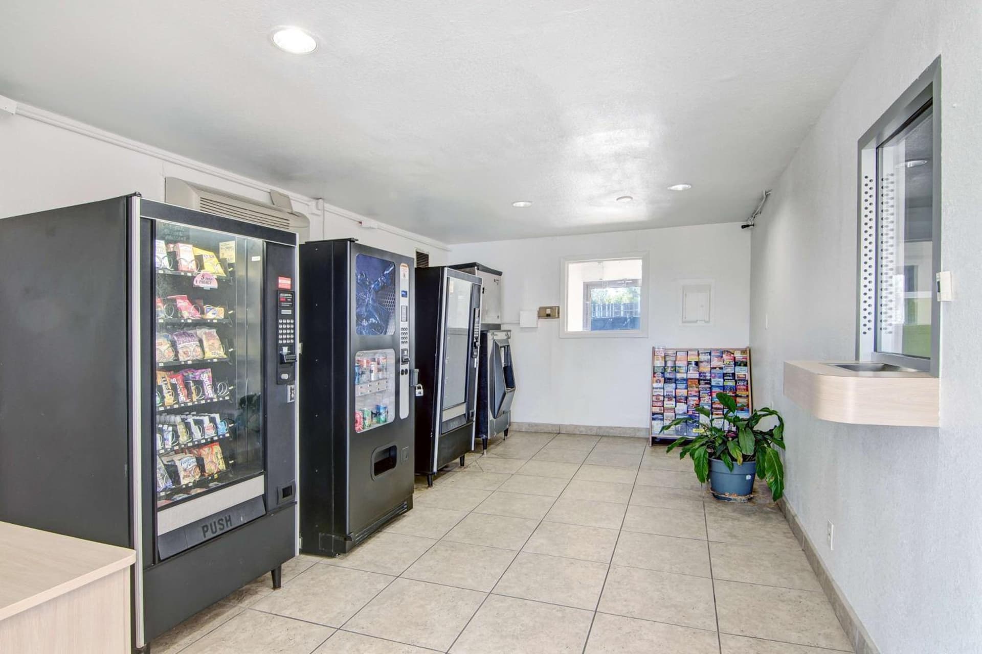 Studio 6-Grand Prairie, TX gallery photo in Grand Prairie, TX — image 21