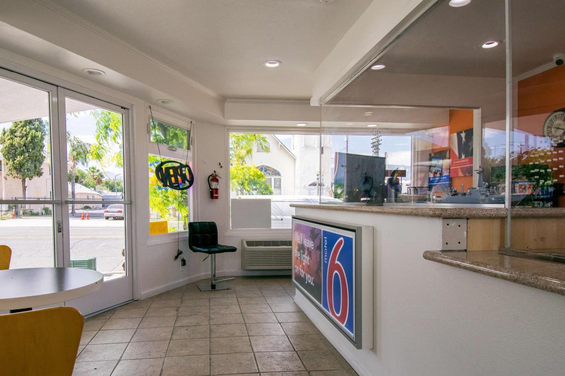 Motel 6-San Bernardino, CA - Downtown gallery photo in San Bernardino, CA — image 14