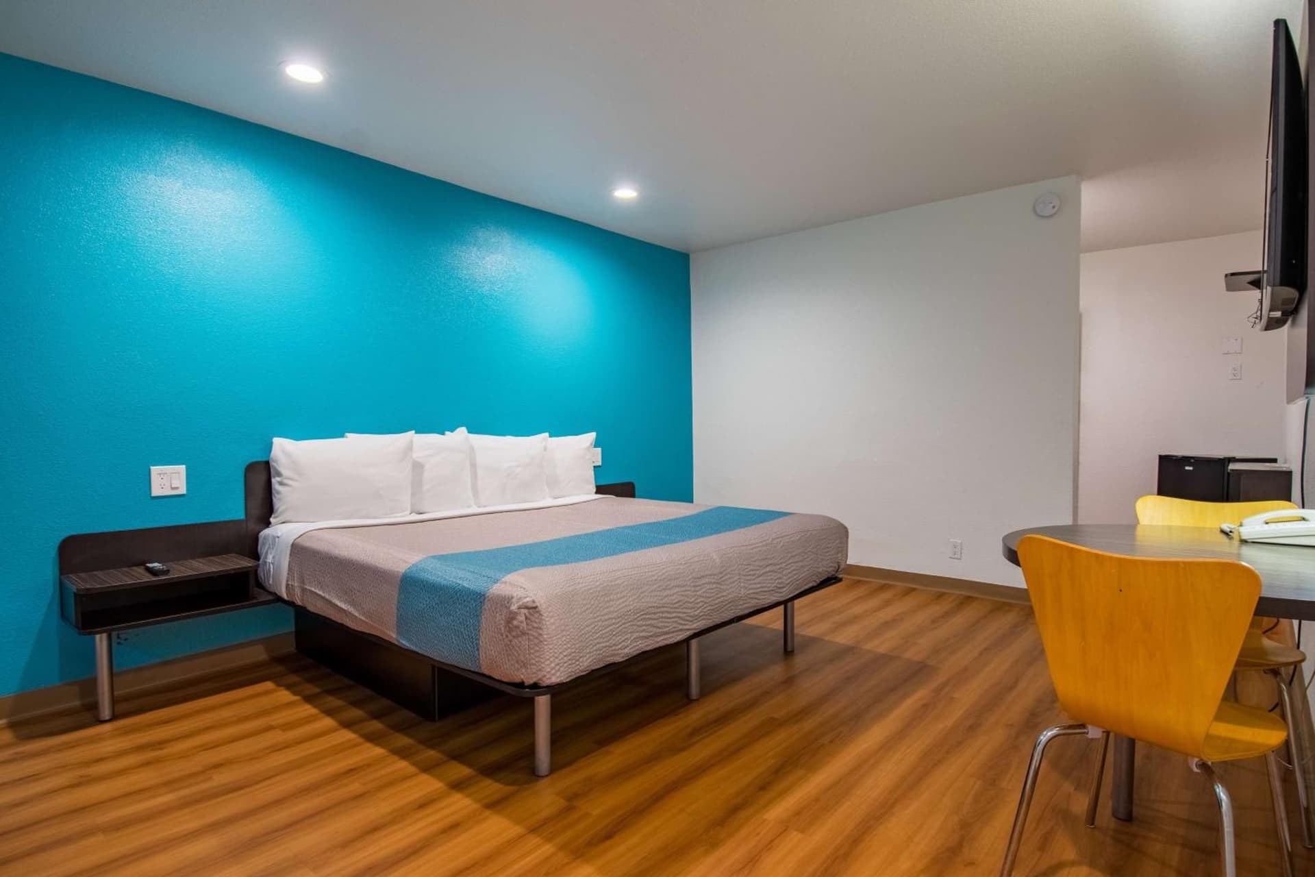 Motel 6-San Bernardino, CA - Downtown gallery photo in San Bernardino, CA — image 27