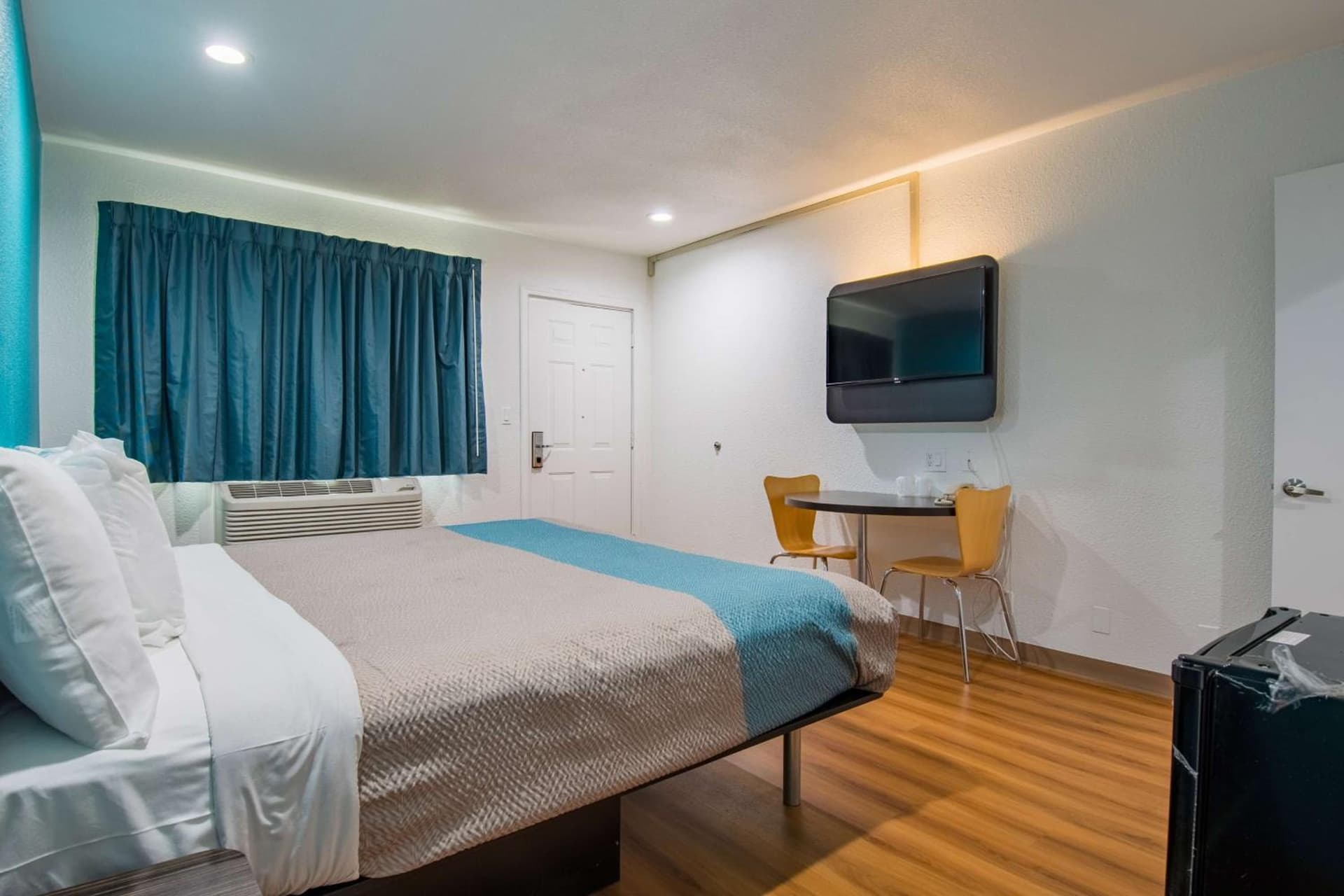 Motel 6-San Bernardino, CA - Downtown gallery photo in San Bernardino, CA — image 21