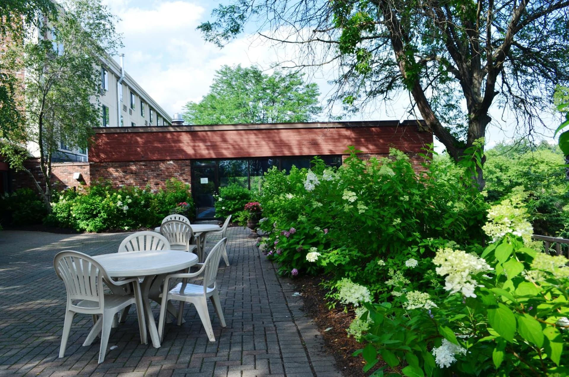 Best Western Hunt's Landing Hotel Matamoras Milford gallery photo in Matamoras, PA — image 6