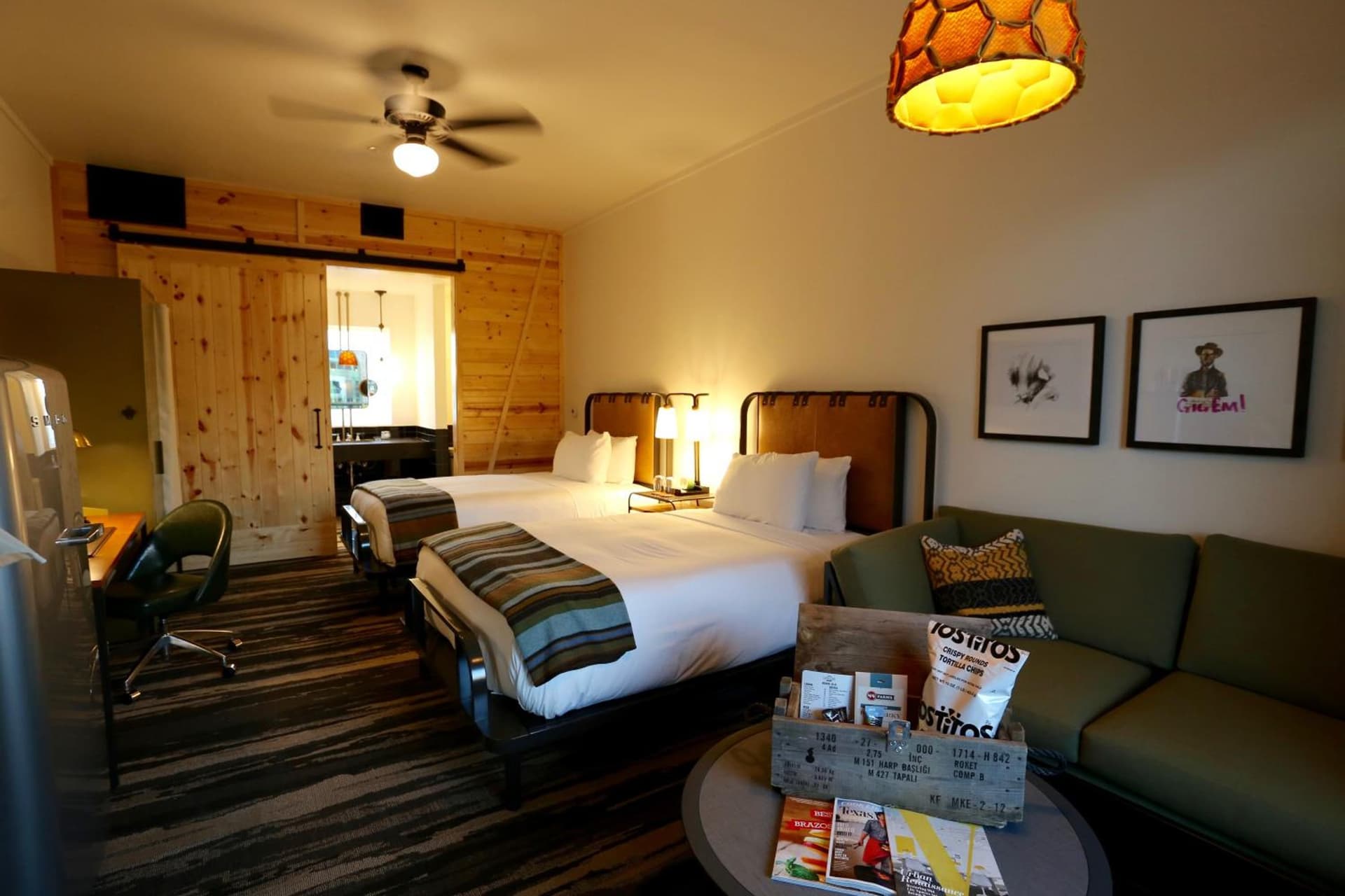 Cavalry Court, by Valencia Hotel Collection gallery photo in College Station, TX — image 12