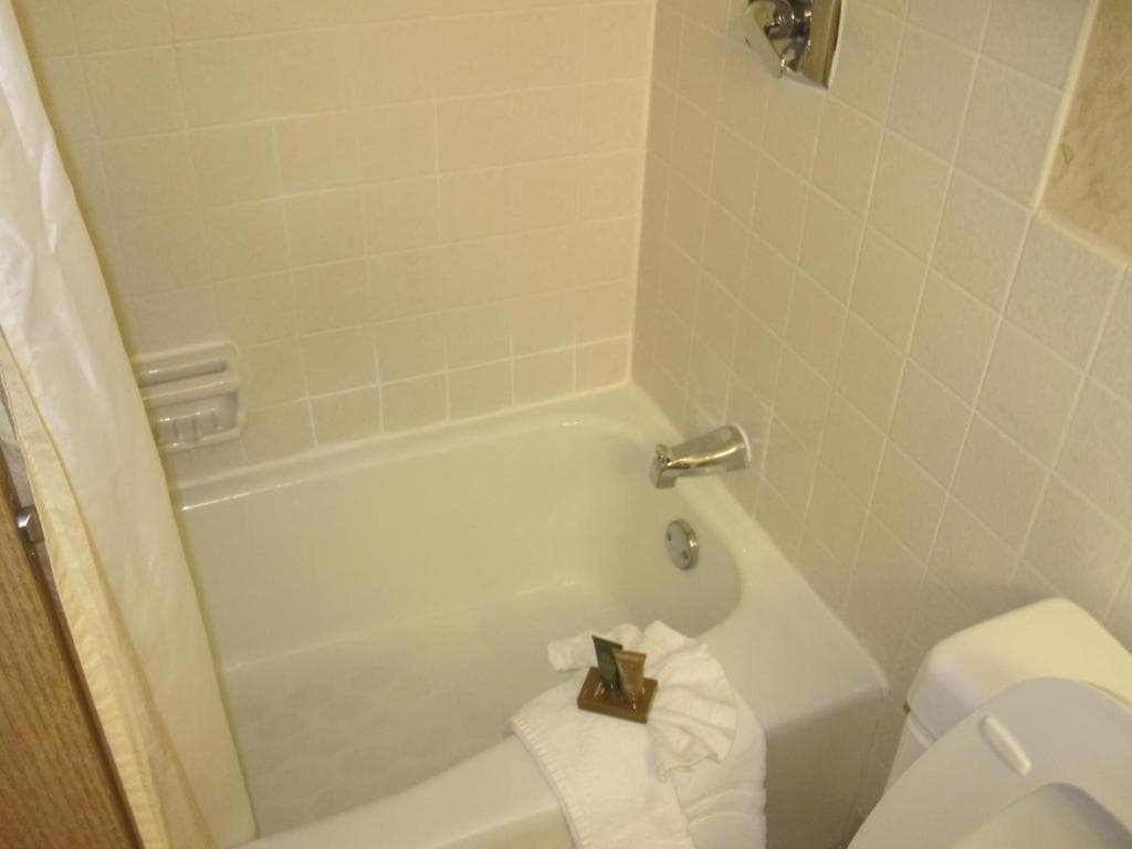 Chateau Hotel and Conference Center gallery photo in Bloomington, IL — image 18