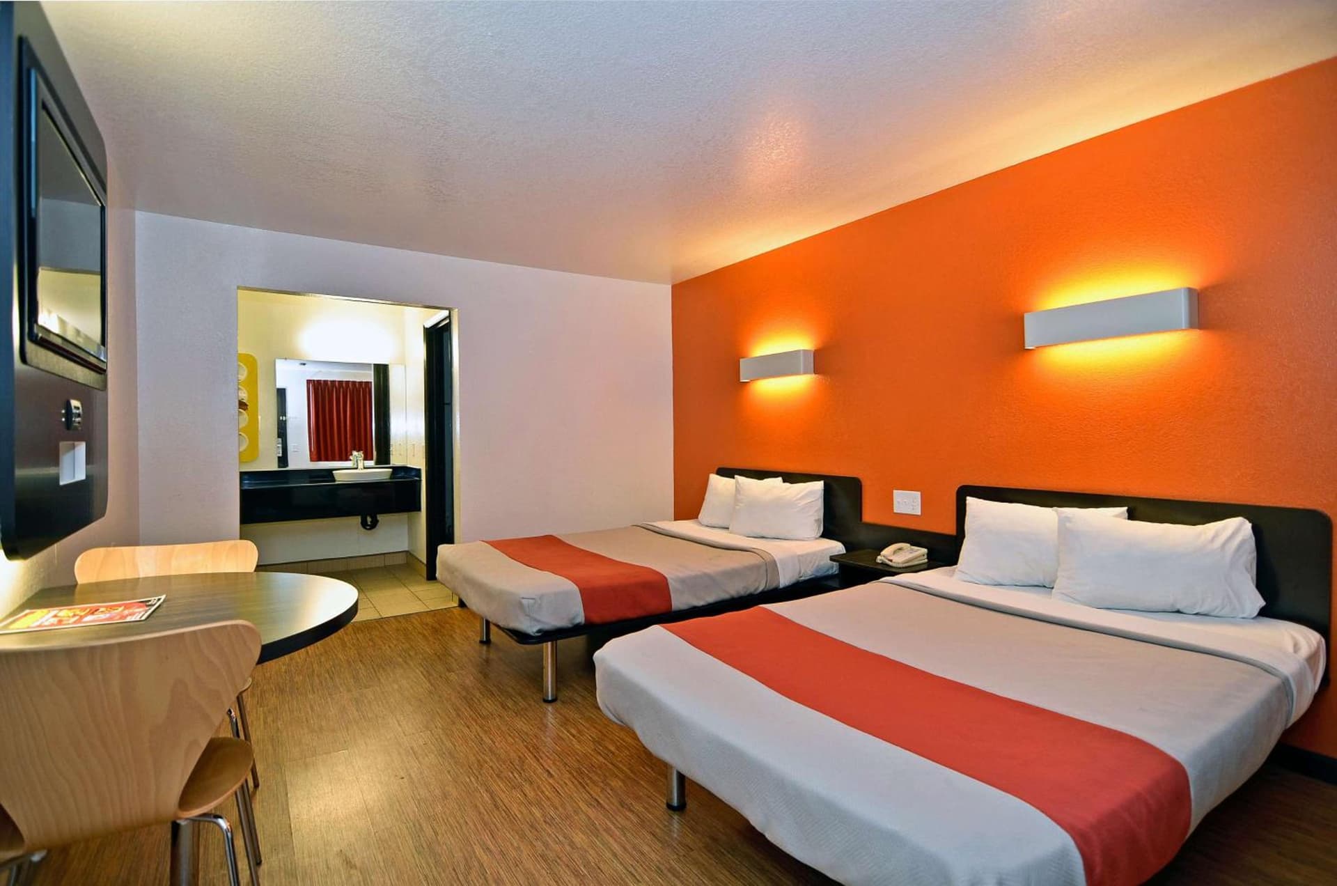 Motel 6-Fairfield, CA - Napa Valley interior in Fairfield, CA — gallery photo 2