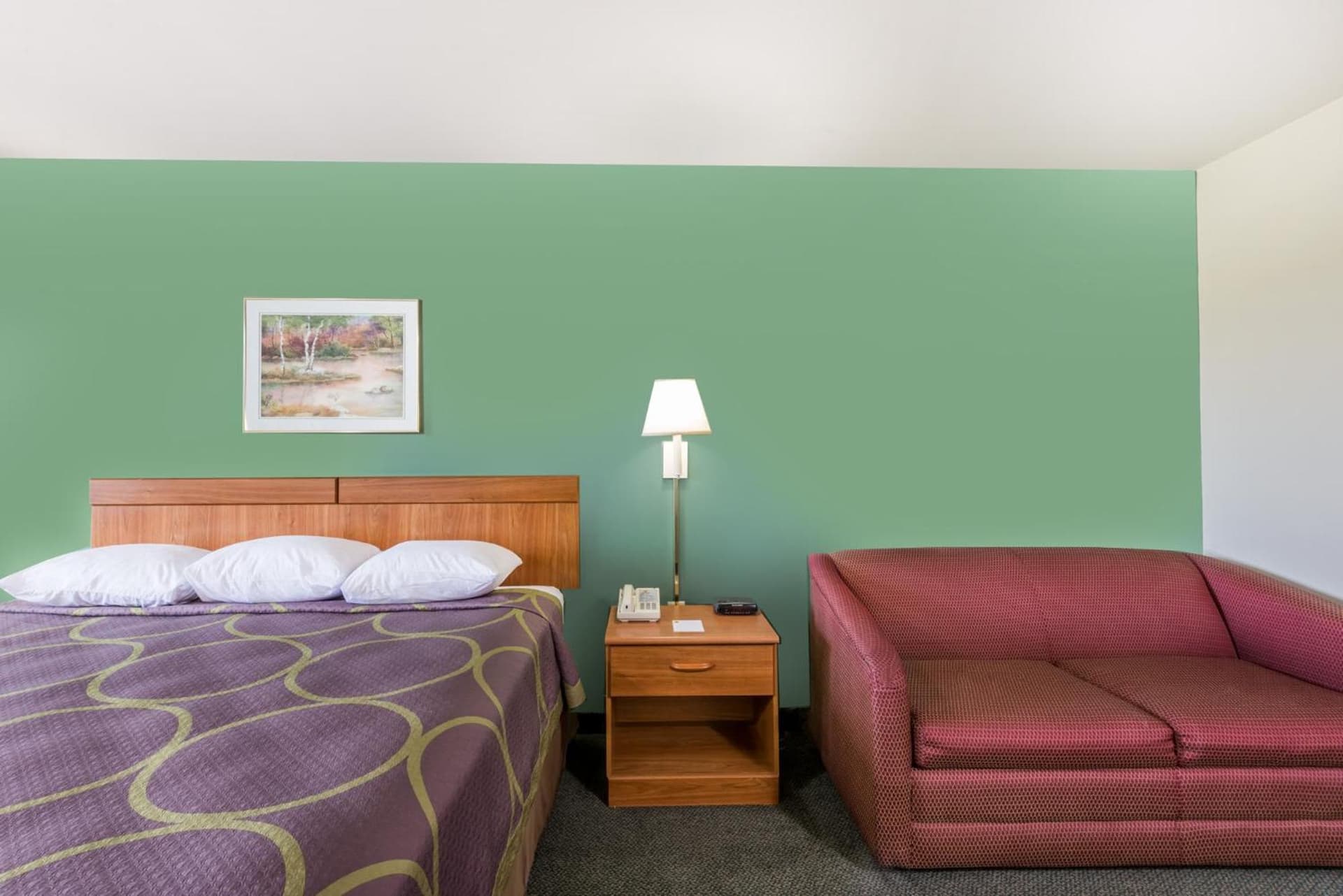 Super 8 by Wyndham Hagerstown/Halfway Area gallery photo in Hagerstown, MD — image 13