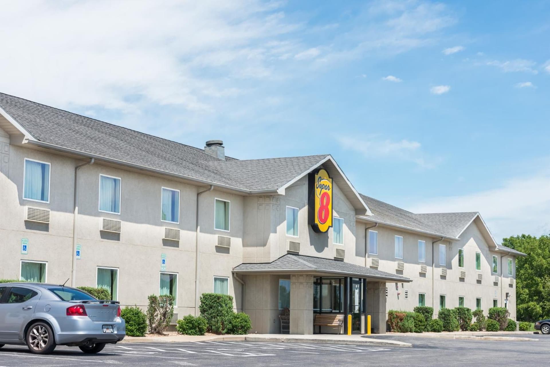 Super 8 by Wyndham Hagerstown/Halfway Area gallery photo in Hagerstown, MD — image 7
