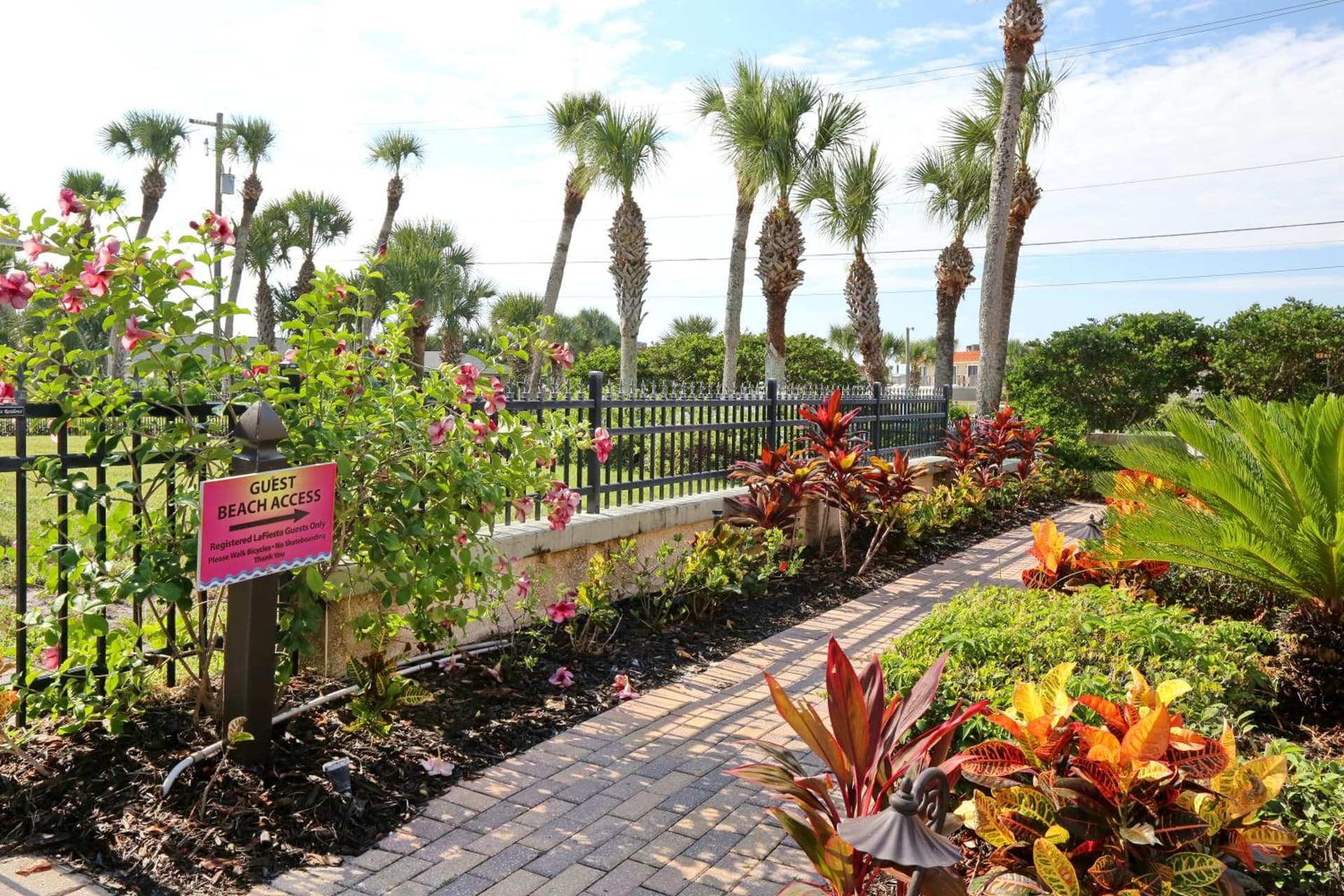 La Fiesta Ocean Inn & Suites gallery photo in Saint Augustine Beach, FL — image 17