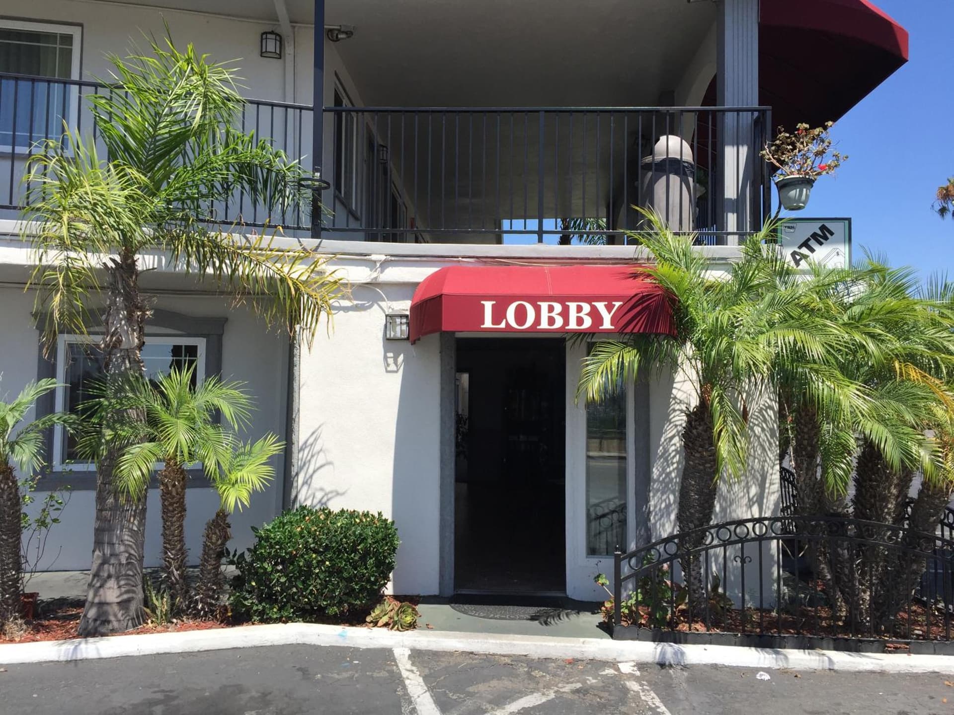 Harbor Inn & Suites Oceanside gallery photo in Oceanside, CA — image 27