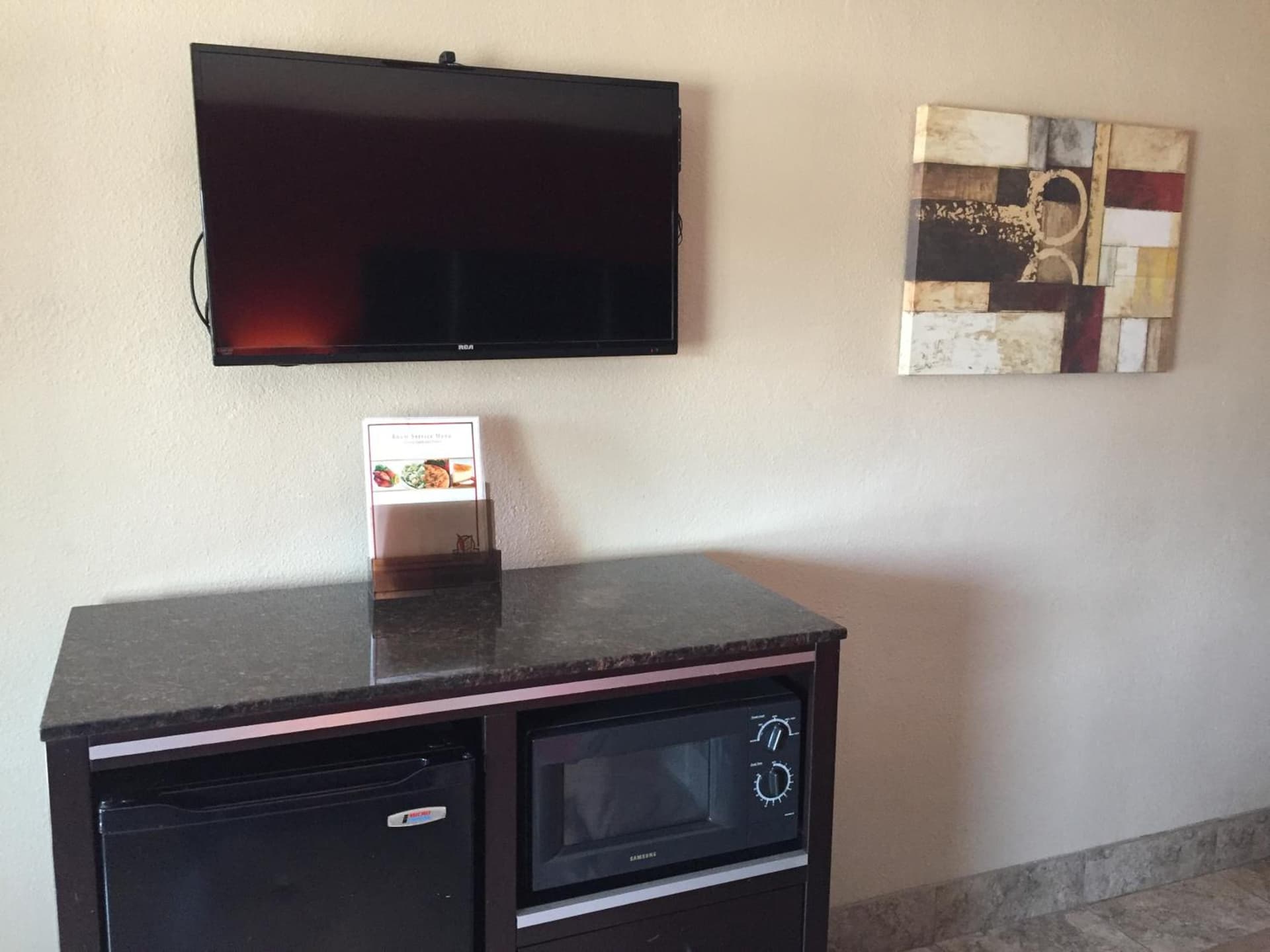 Harbor Inn & Suites Oceanside gallery photo in Oceanside, CA — image 16