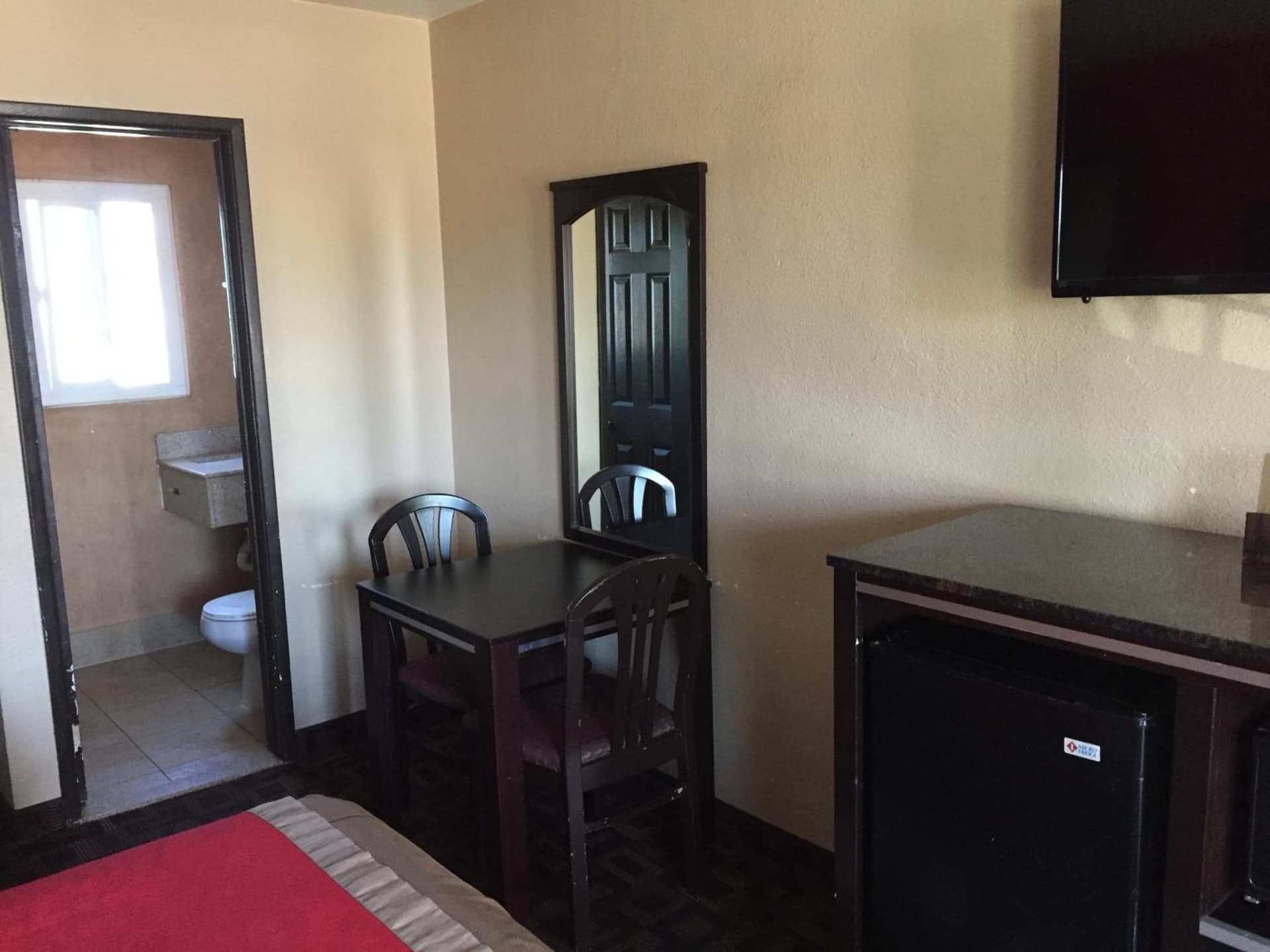 Harbor Inn & Suites Oceanside gallery photo in Oceanside, CA — image 24