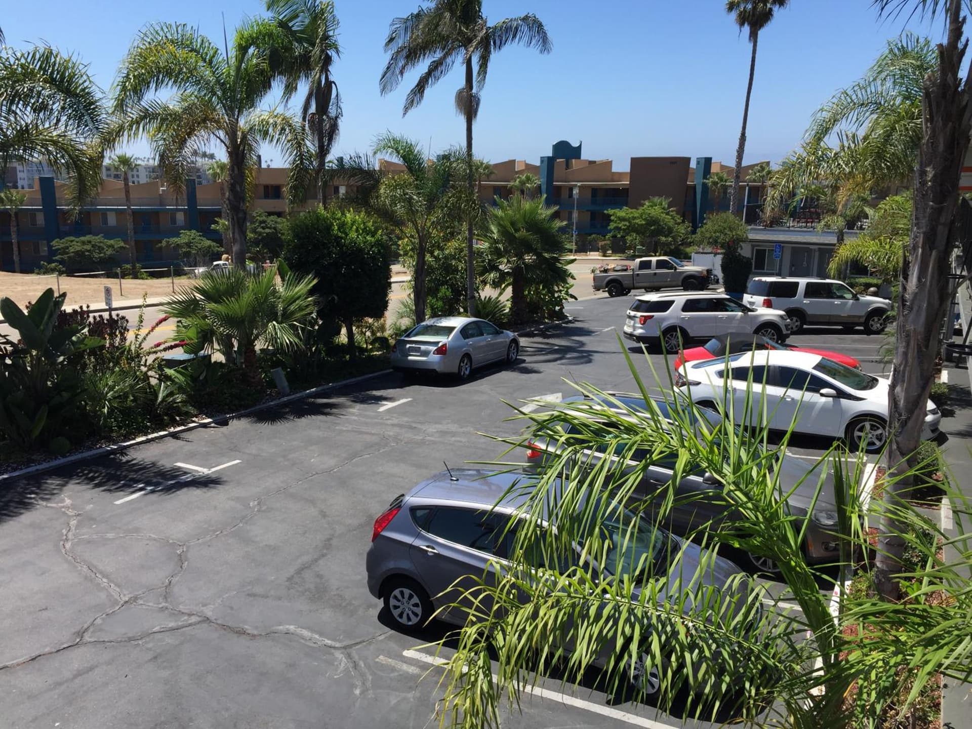 Harbor Inn & Suites Oceanside gallery photo in Oceanside, CA — image 19