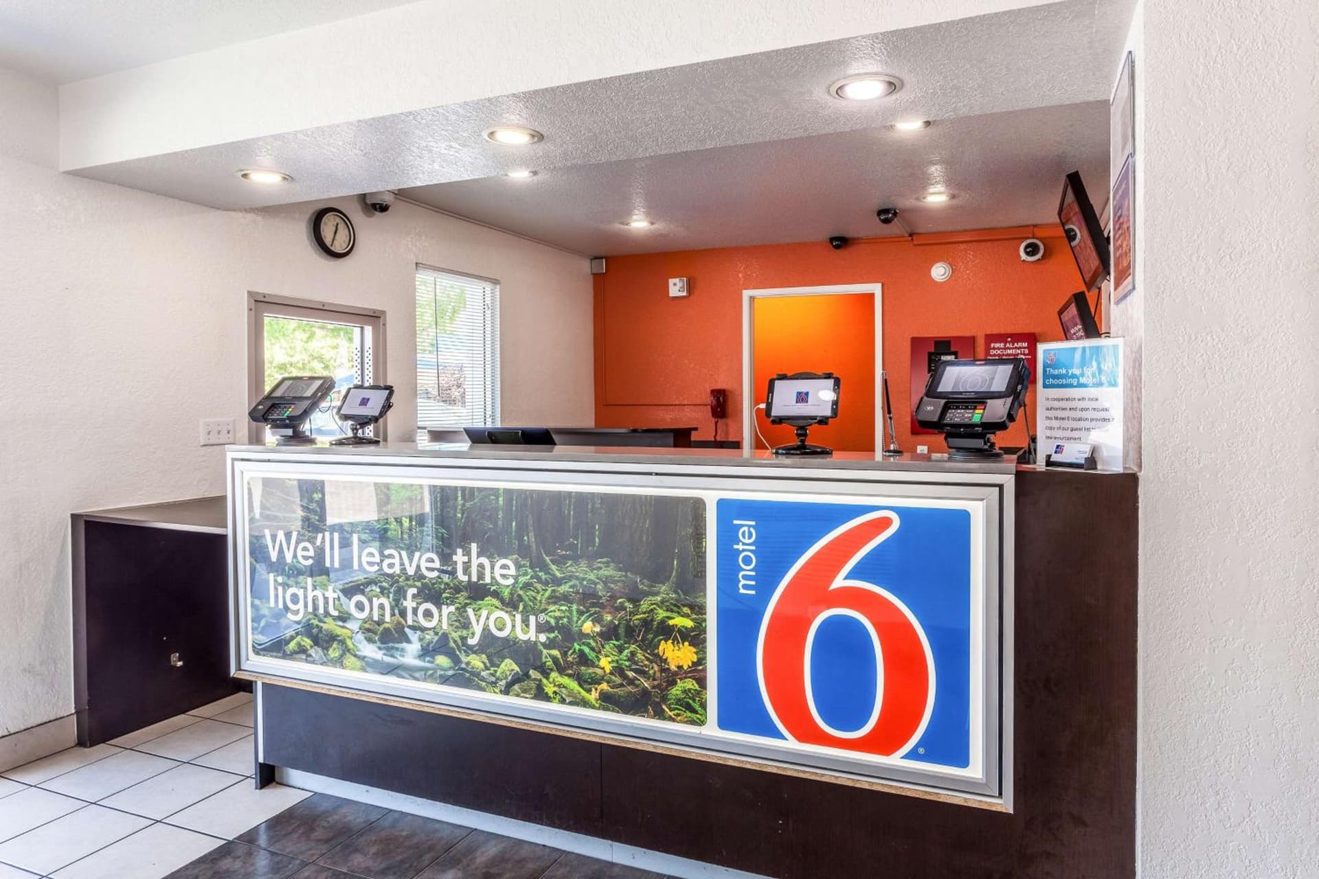 Motel 6 Sacramento, Ca - Downtown gallery photo in Sacramento, CA — image 8