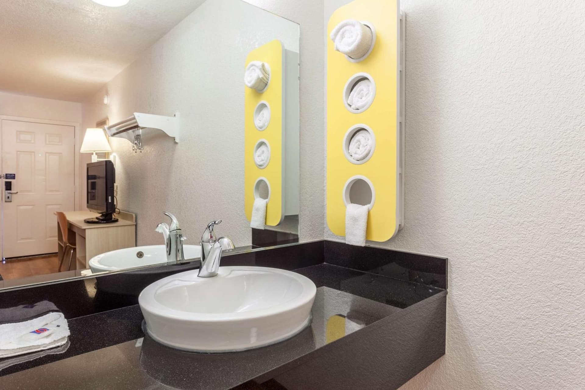 Motel 6 Sacramento, Ca - Downtown property views in Sacramento, CA — gallery photo 3