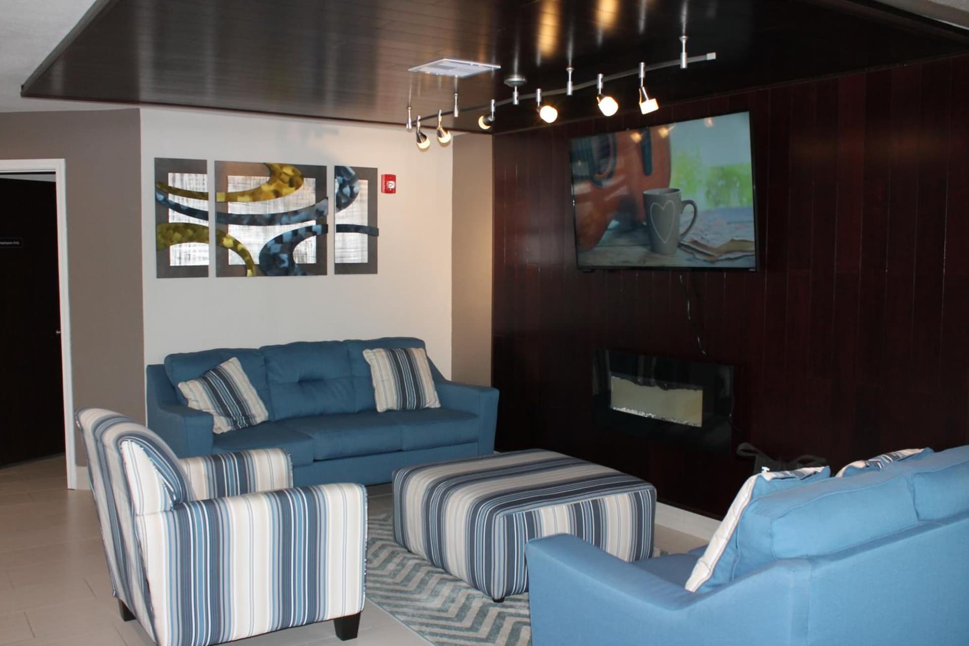 Quality Inn & Suites Port Arthur - Nederland gallery photo in Port Arthur, TX — image 43