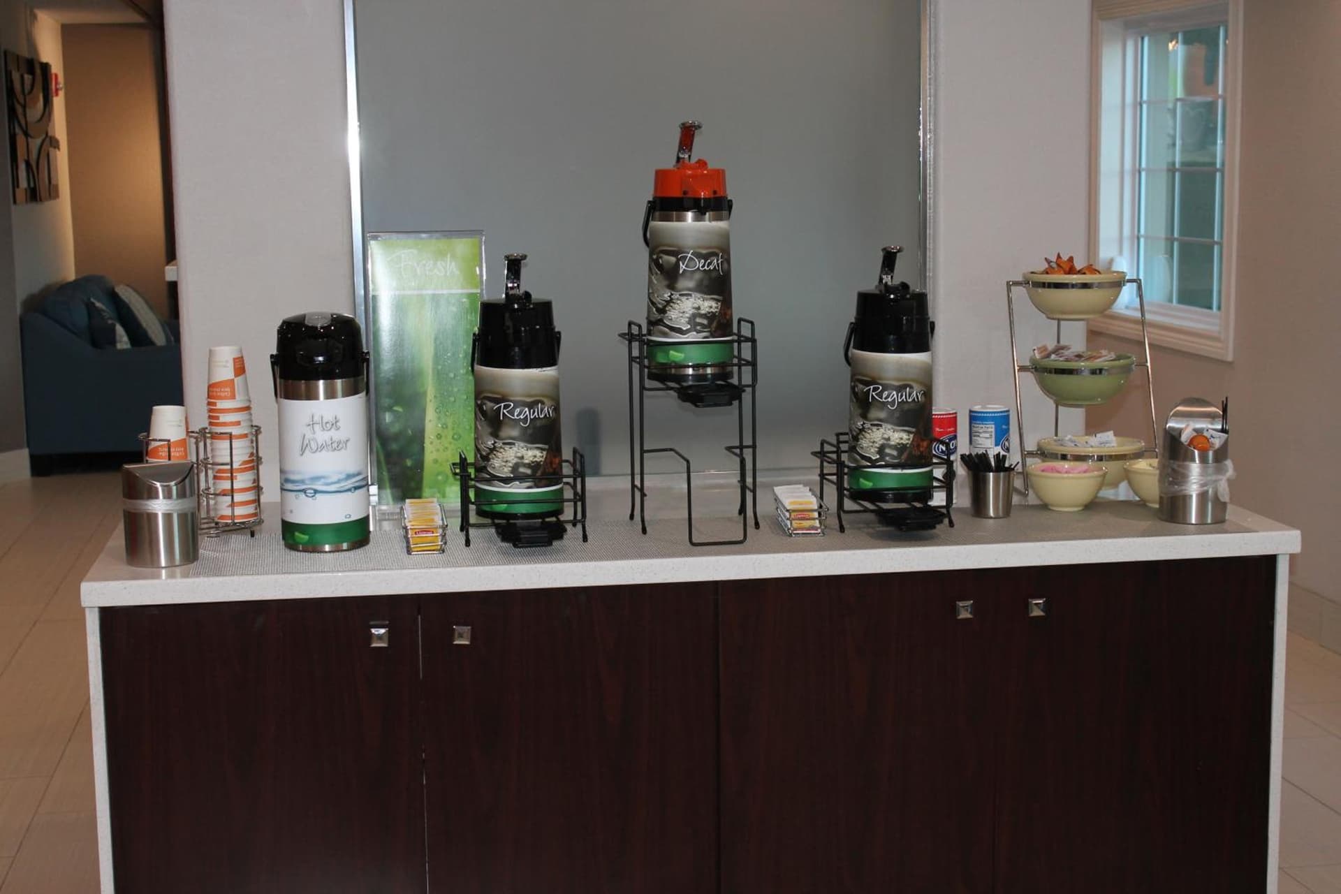 Quality Inn & Suites Port Arthur - Nederland gallery photo in Port Arthur, TX — image 24