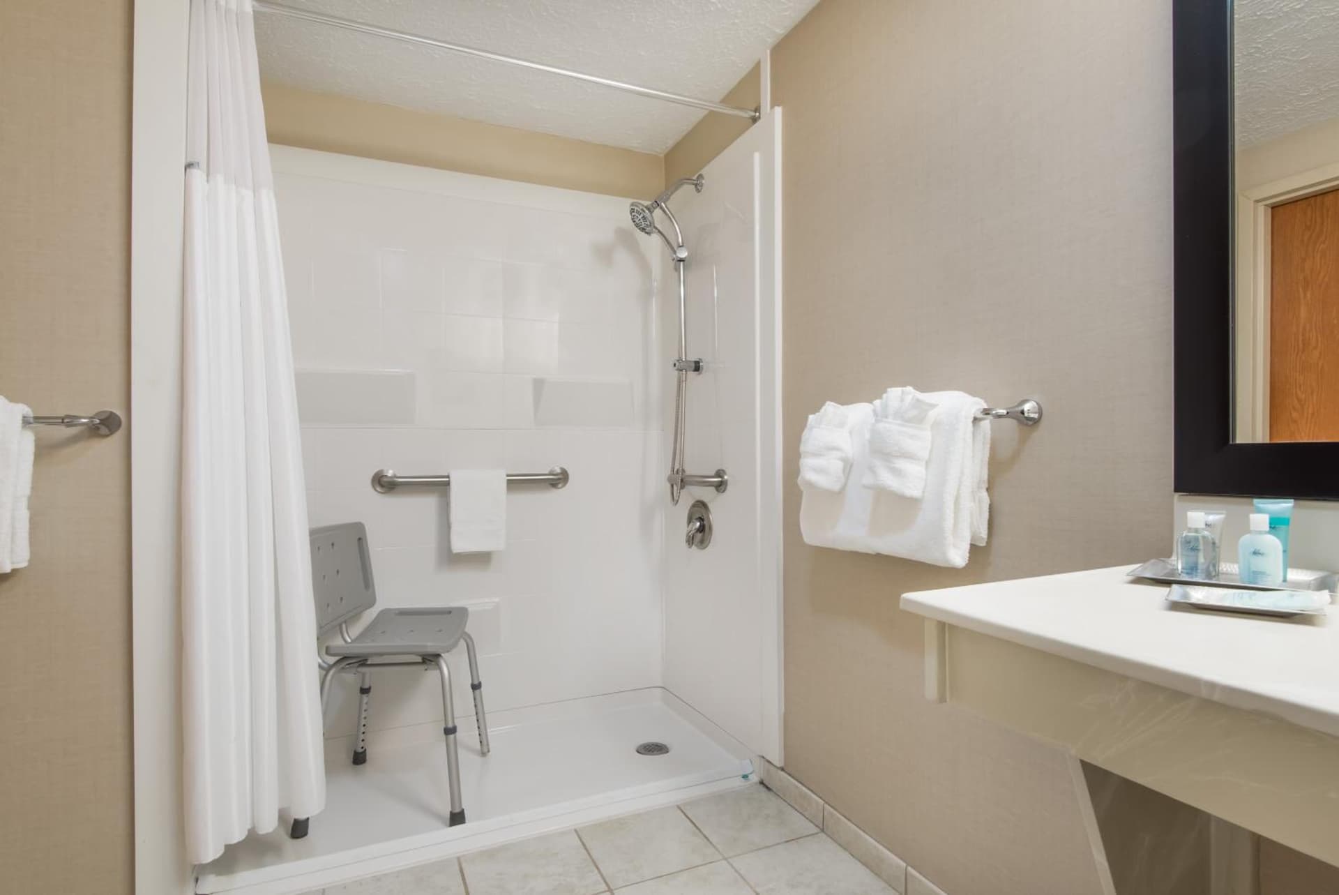 Wyndham Garden Hotel Cross Lanes Charleston gallery photo in Charleston, WV — image 14