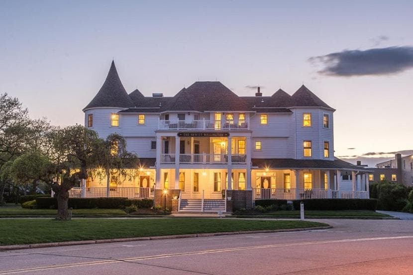 The Hewitt Wellington Hotel interior in Spring Lake, NJ — gallery photo 2