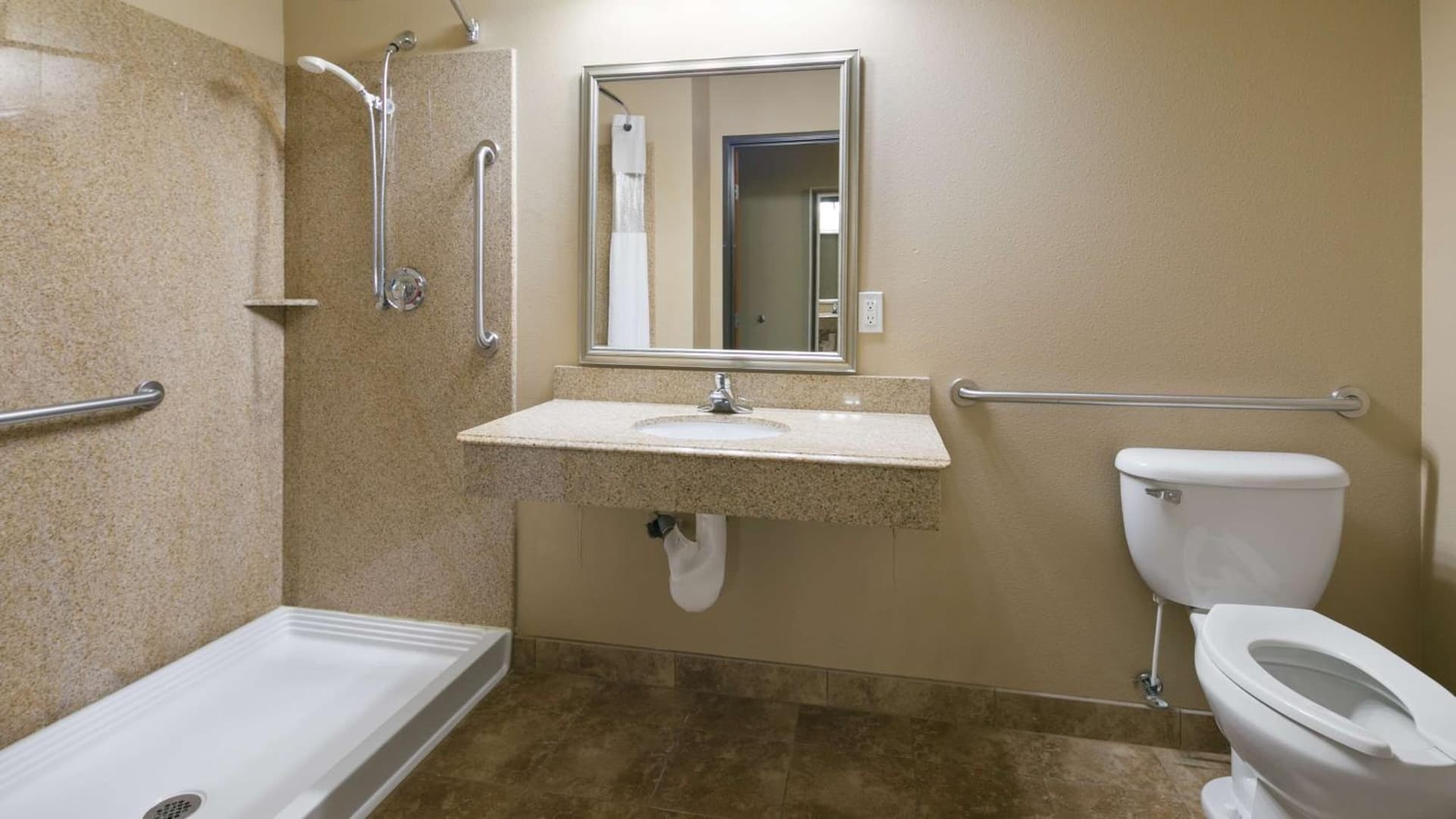 Best Western Plus Port of Camas-Washougal Convention Center gallery photo in Washougal, WA — image 29