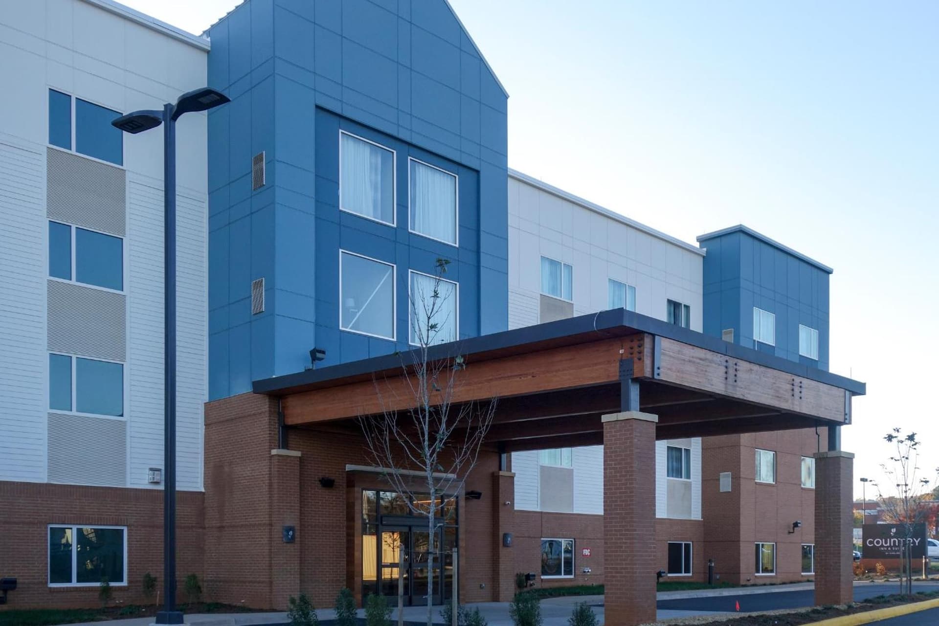 Country Inn & Suites by Radisson, Charlottesville-UVA, VA gallery photo in Charlottesville, VA — image 42