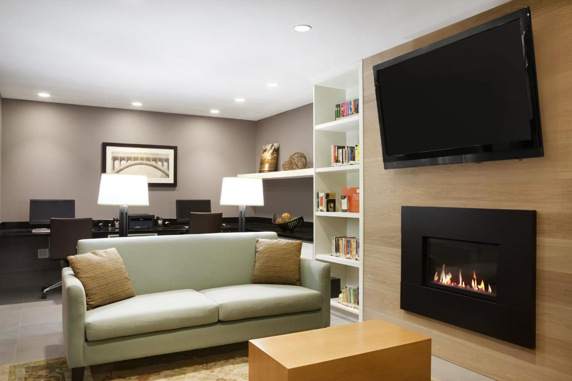 Country Inn & Suites by Radisson, Charlottesville-UVA, VA gallery photo in Charlottesville, VA — image 40