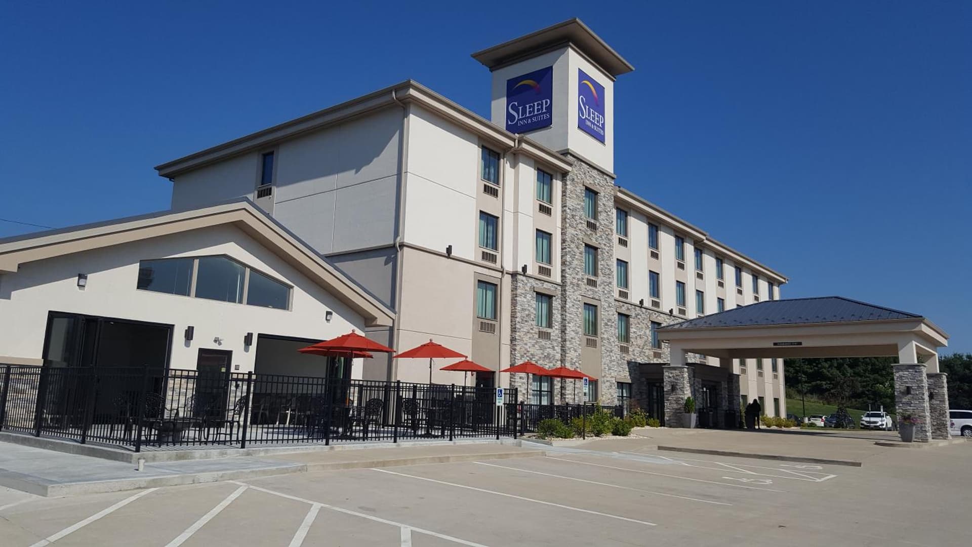 Sleep Inn & Suites Belmont - St. Clairsville — hotel in Belmont, Ohio