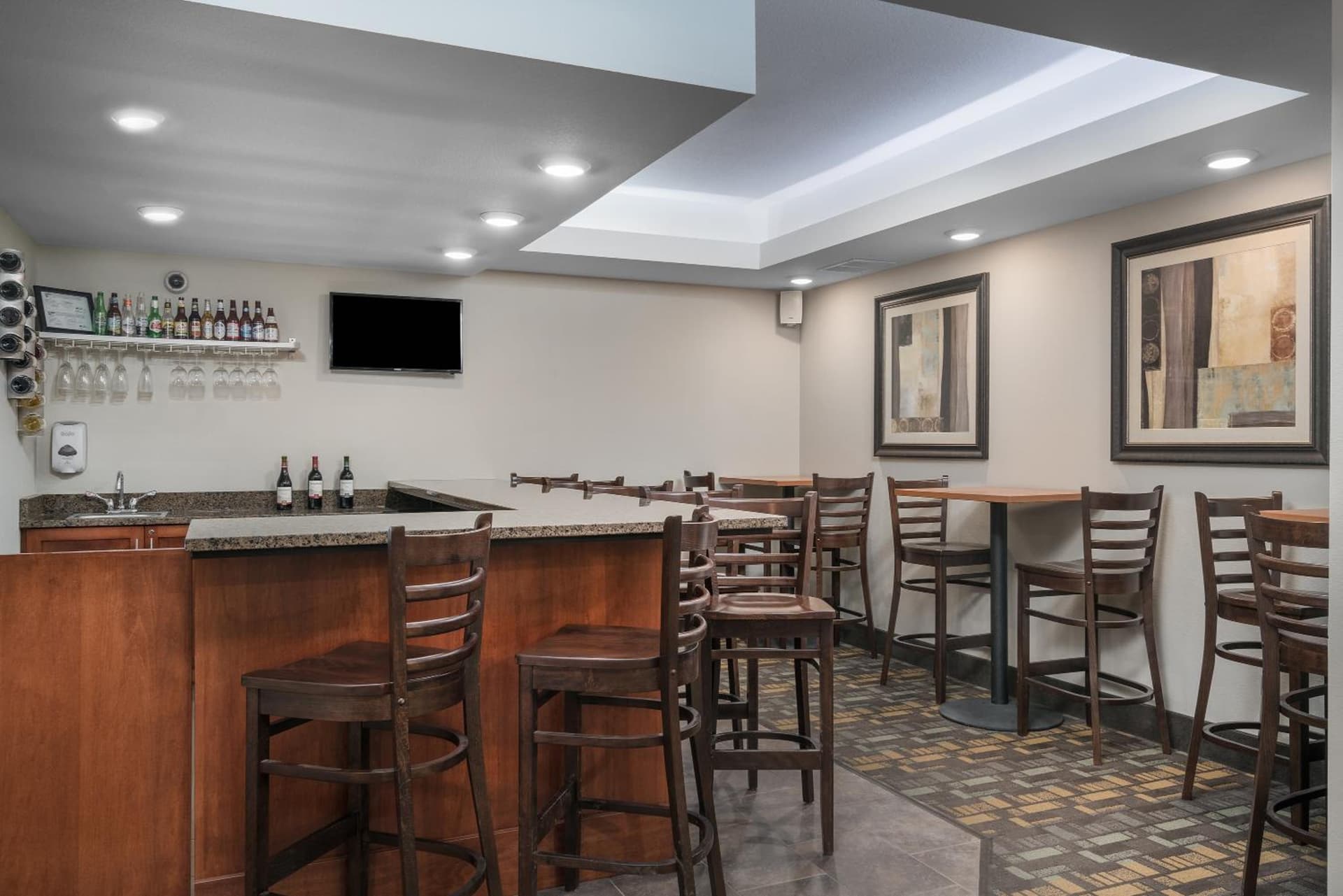 AmericInn by Wyndham Hartford SD gallery photo in Hartford, SD — image 16