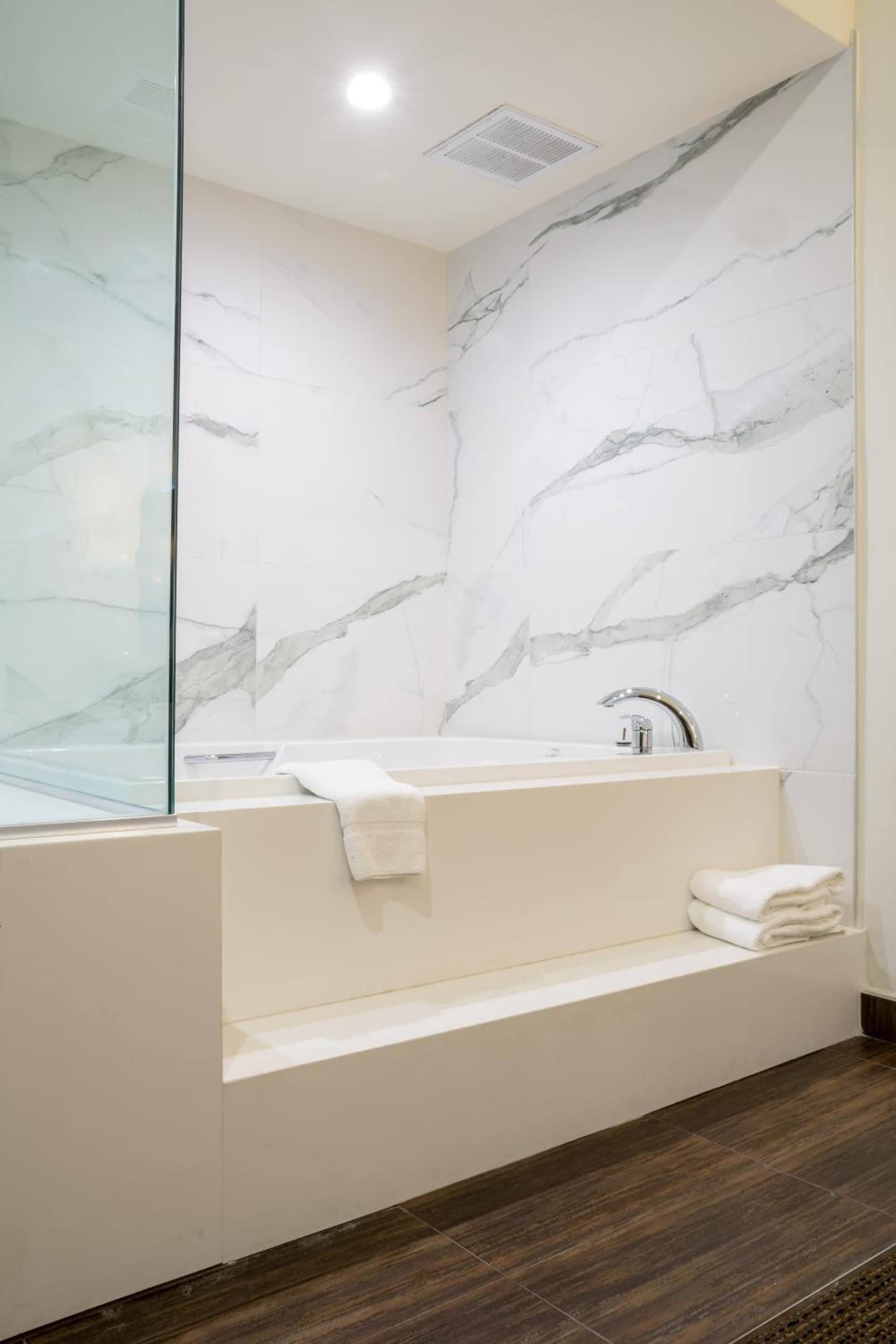 Hotel Xilo Glendale gallery photo in Glendale, CA — image 21